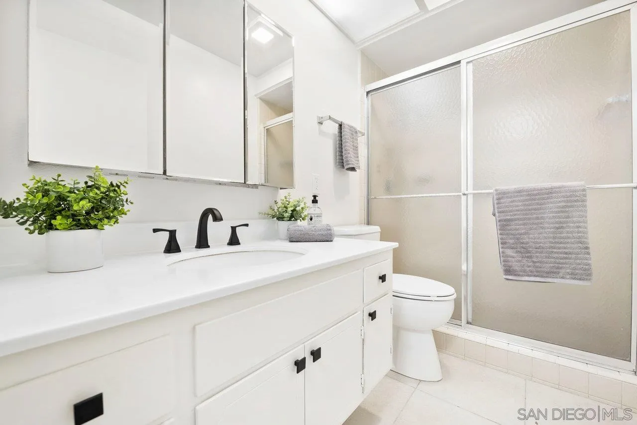 https://cdn.realtyfeed.com/cdn/127/250017264/c50220b5faf5078905b14e4b8d27b191.webp