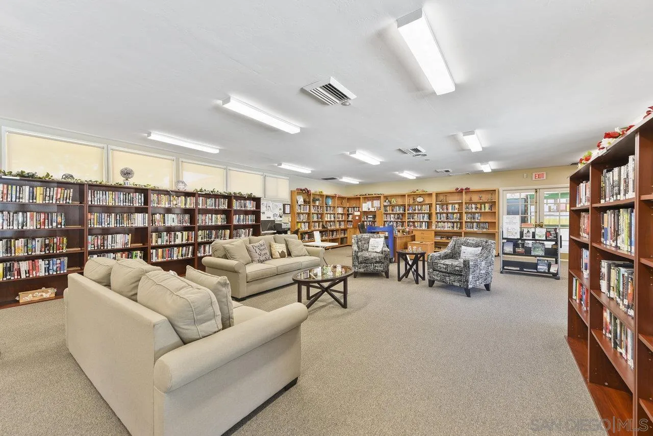 https://cdn.realtyfeed.com/cdn/127/250017264/f8198122b9111394028b2d23d706f602.webp