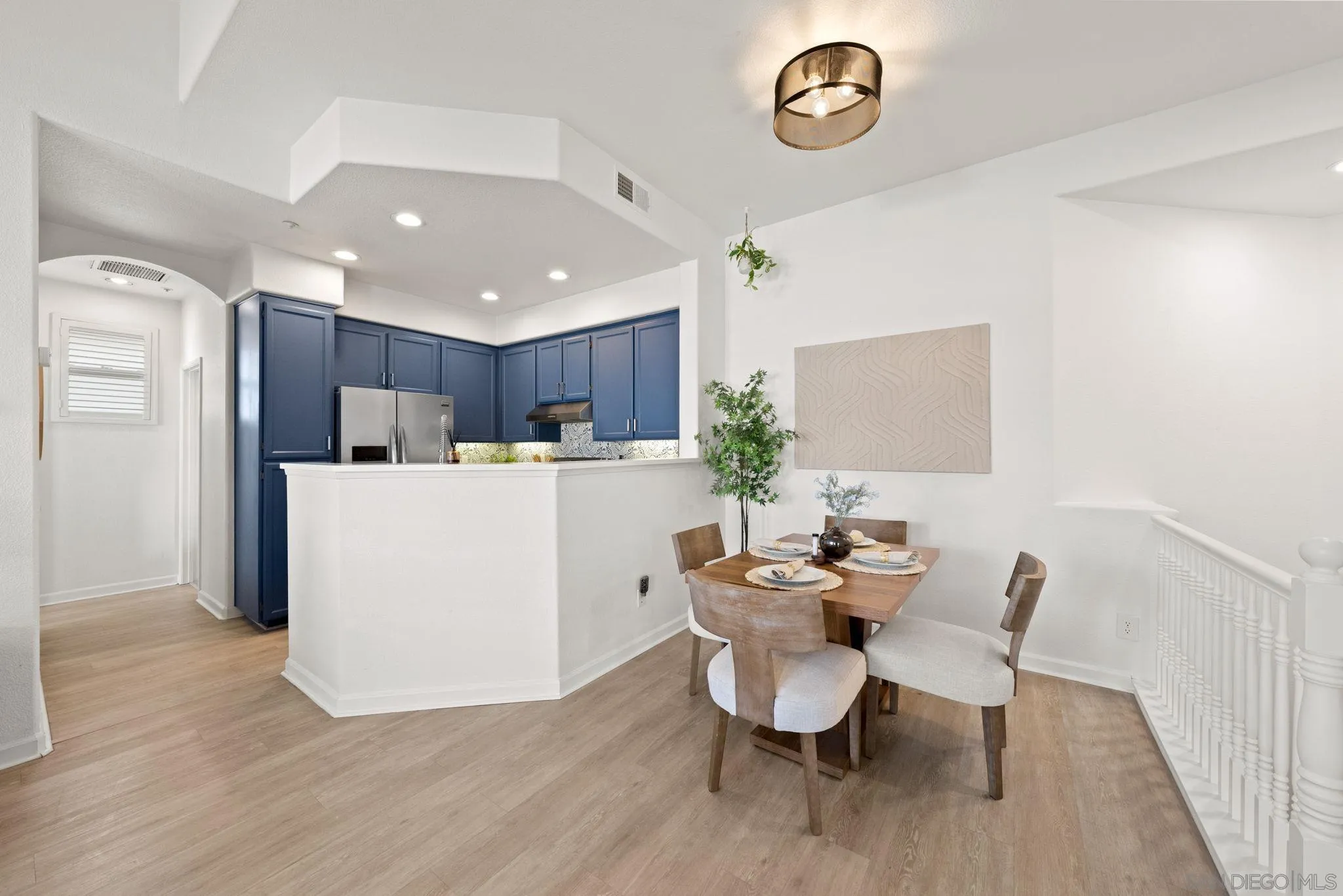 Photo #4: 250017296 Listing 