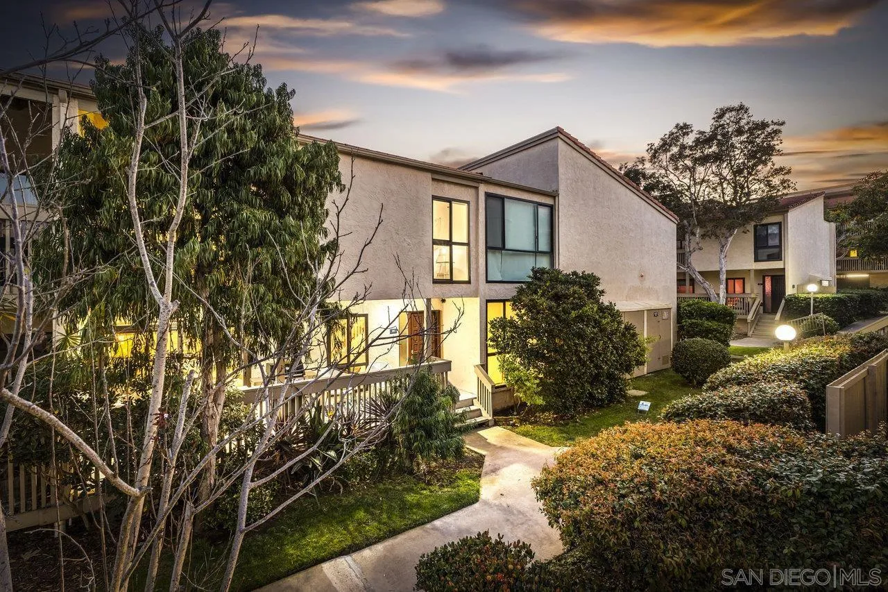 MLS: 250017301 Condo For Sale