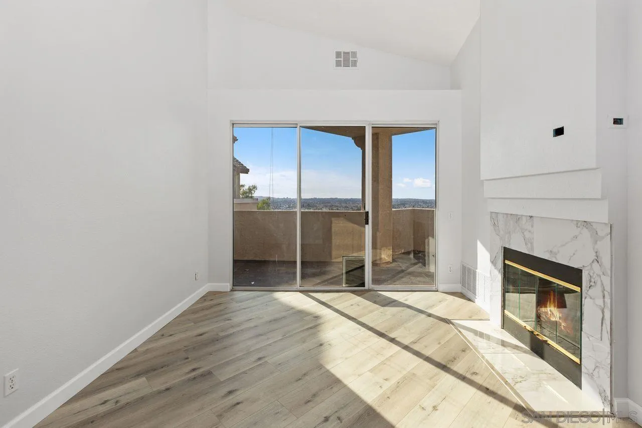 Photo #4: 250017352 Listing 