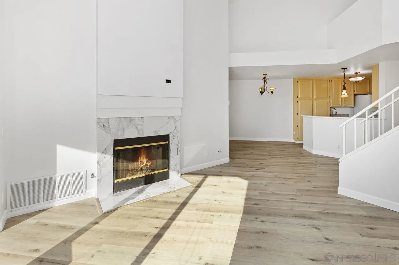 Photo #6: 250017352 Listing 