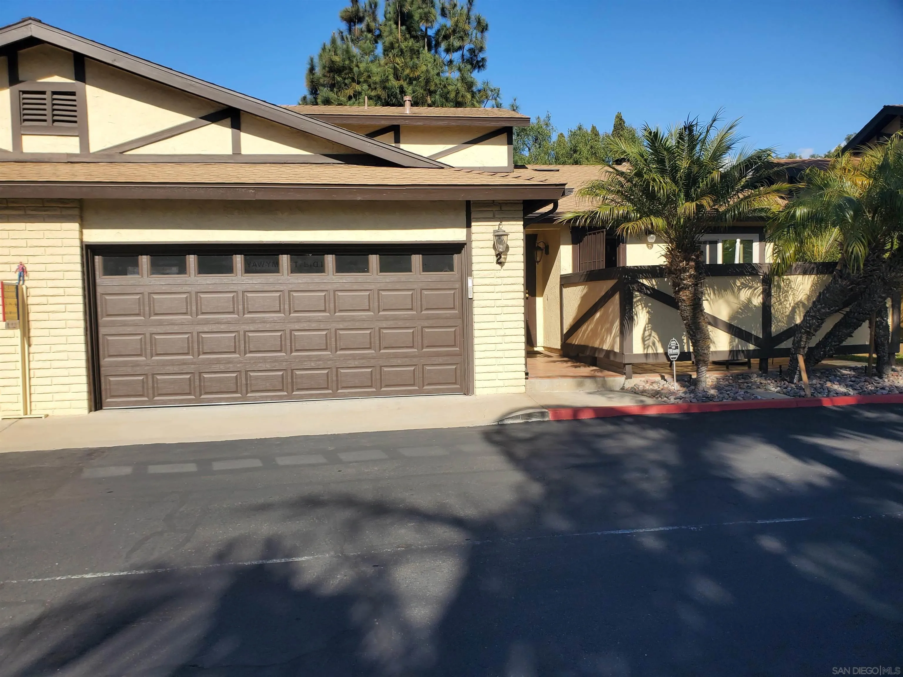 More Details about MLS # 250017391 : 75 3RD UNIT 2