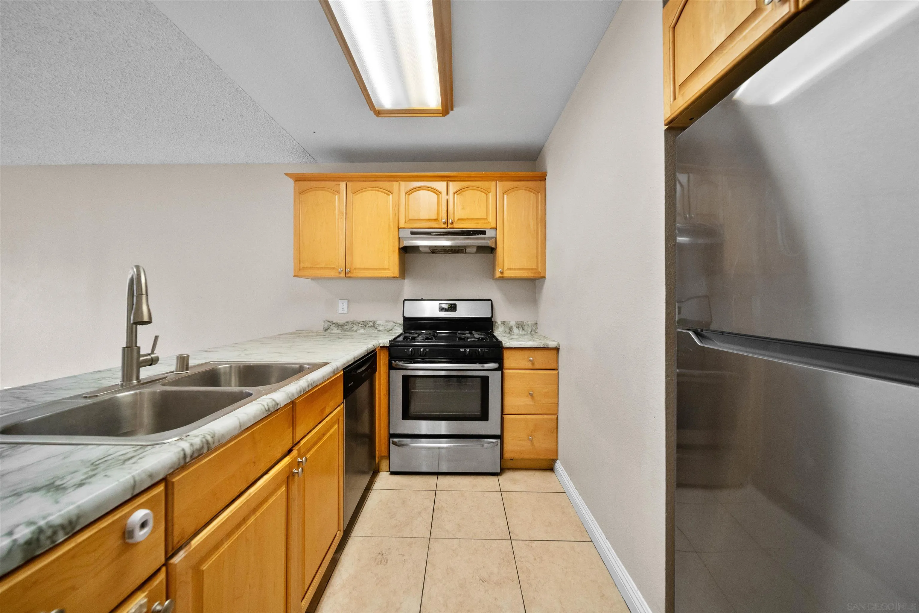 Photo #4: 250017422 Listing 