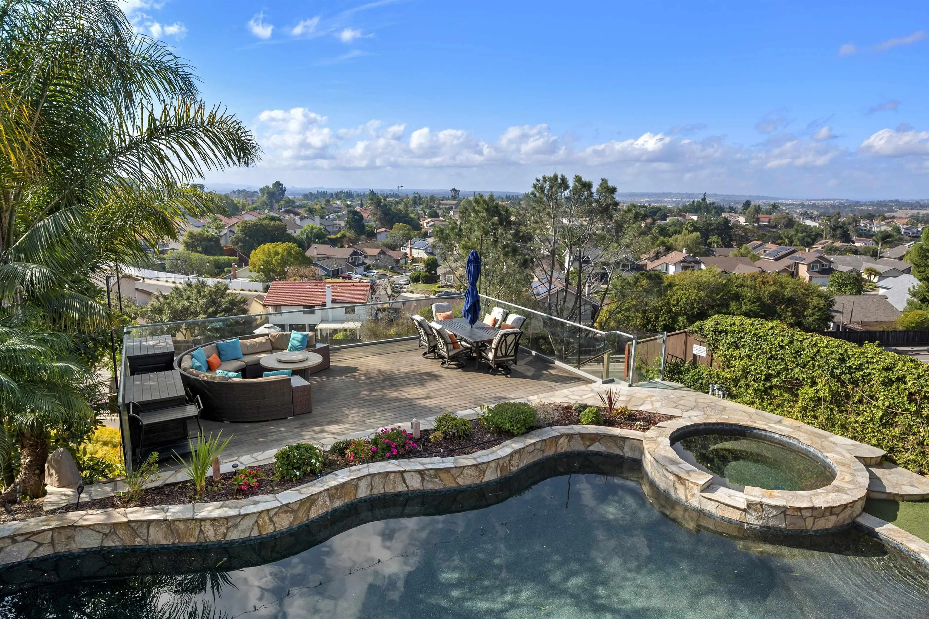 https://cdn.realtyfeed.com/cdn/127/250017441/57335c1364ed5336663ff5ad85071854.webp