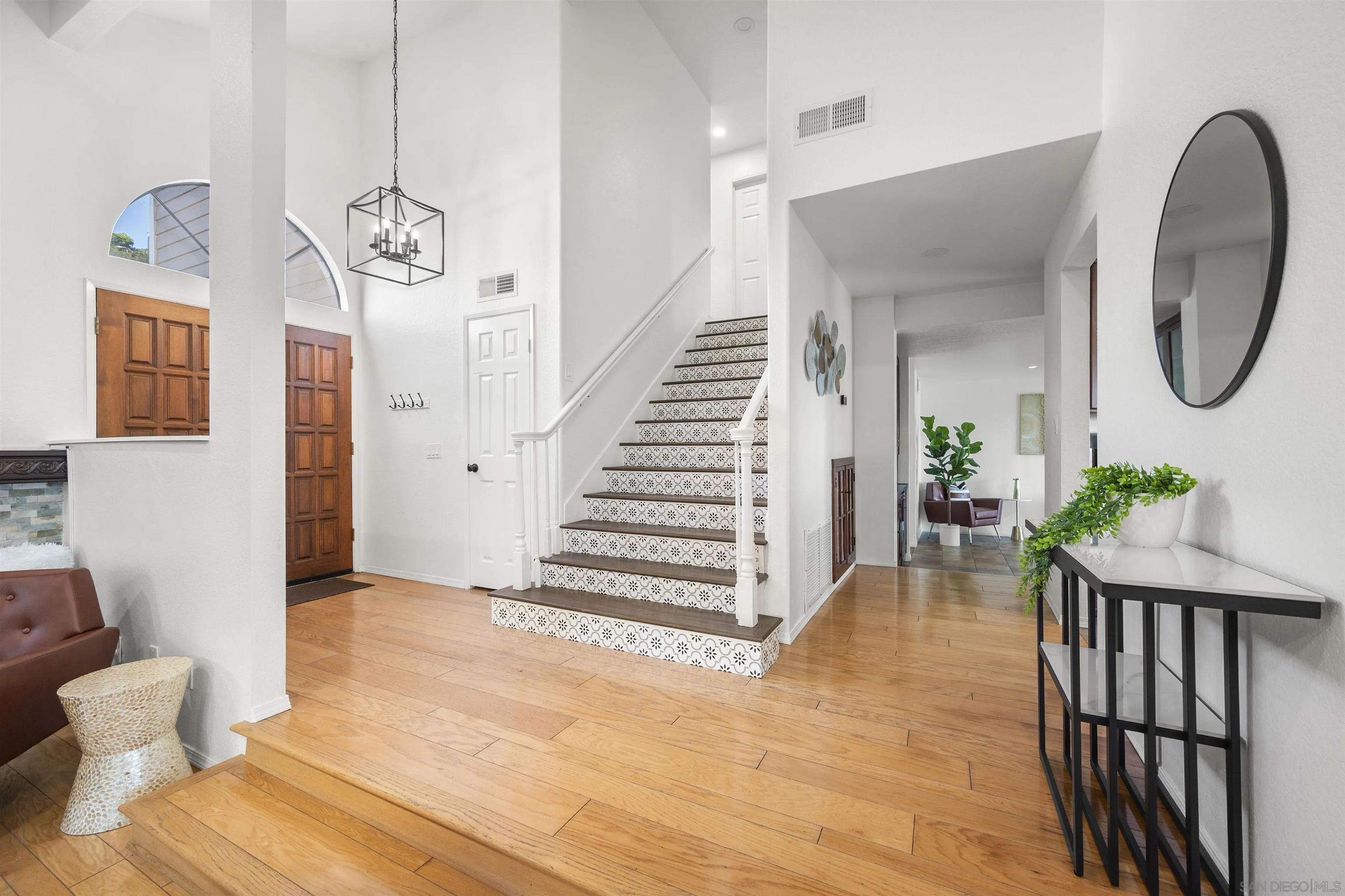 https://cdn.realtyfeed.com/cdn/127/250017441/976ffeb6df93ec794046b03b7136ecbd.webp