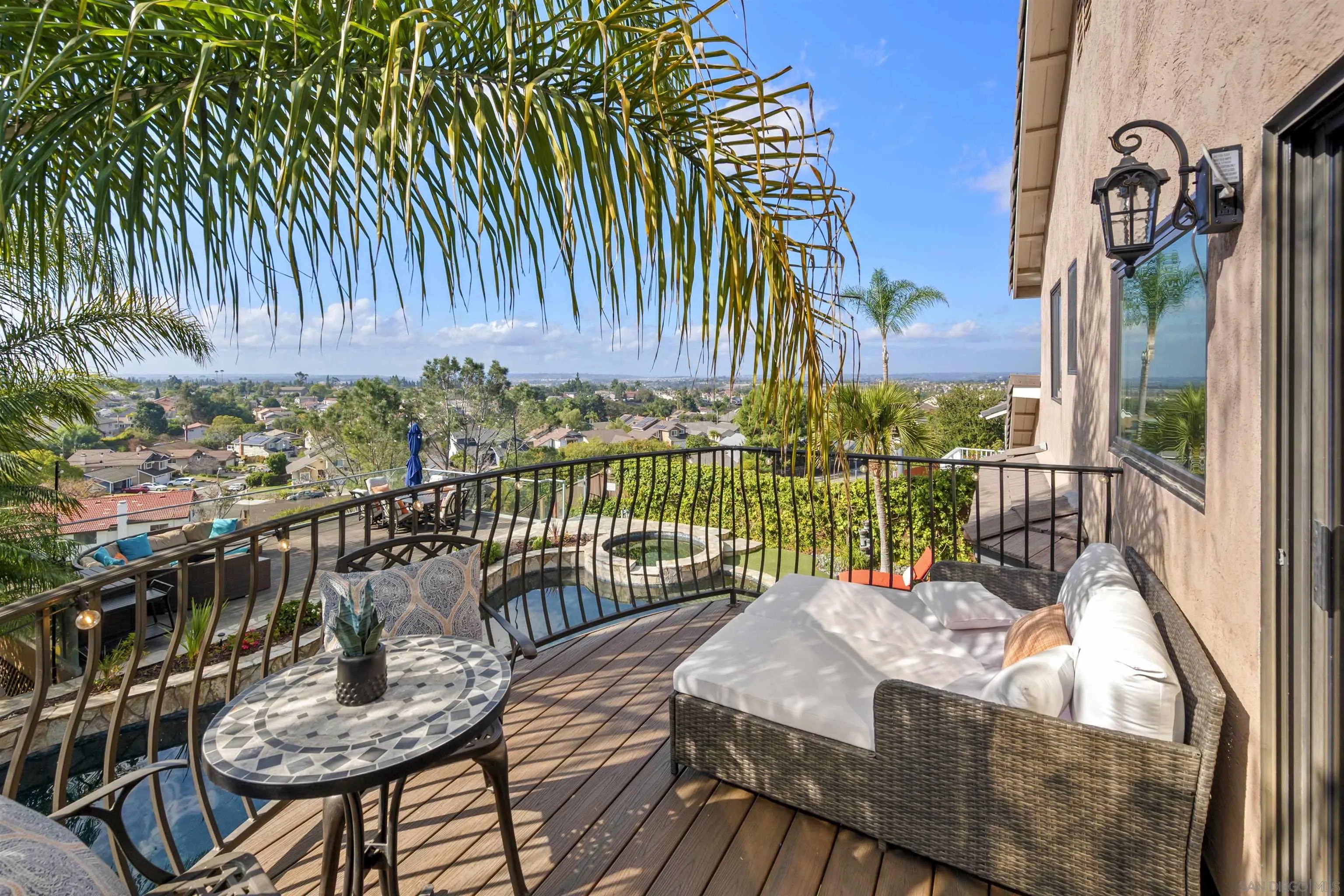 https://cdn.realtyfeed.com/cdn/127/250017441/e41ae1bc9f4400f241adcd8f2c87324d.webp