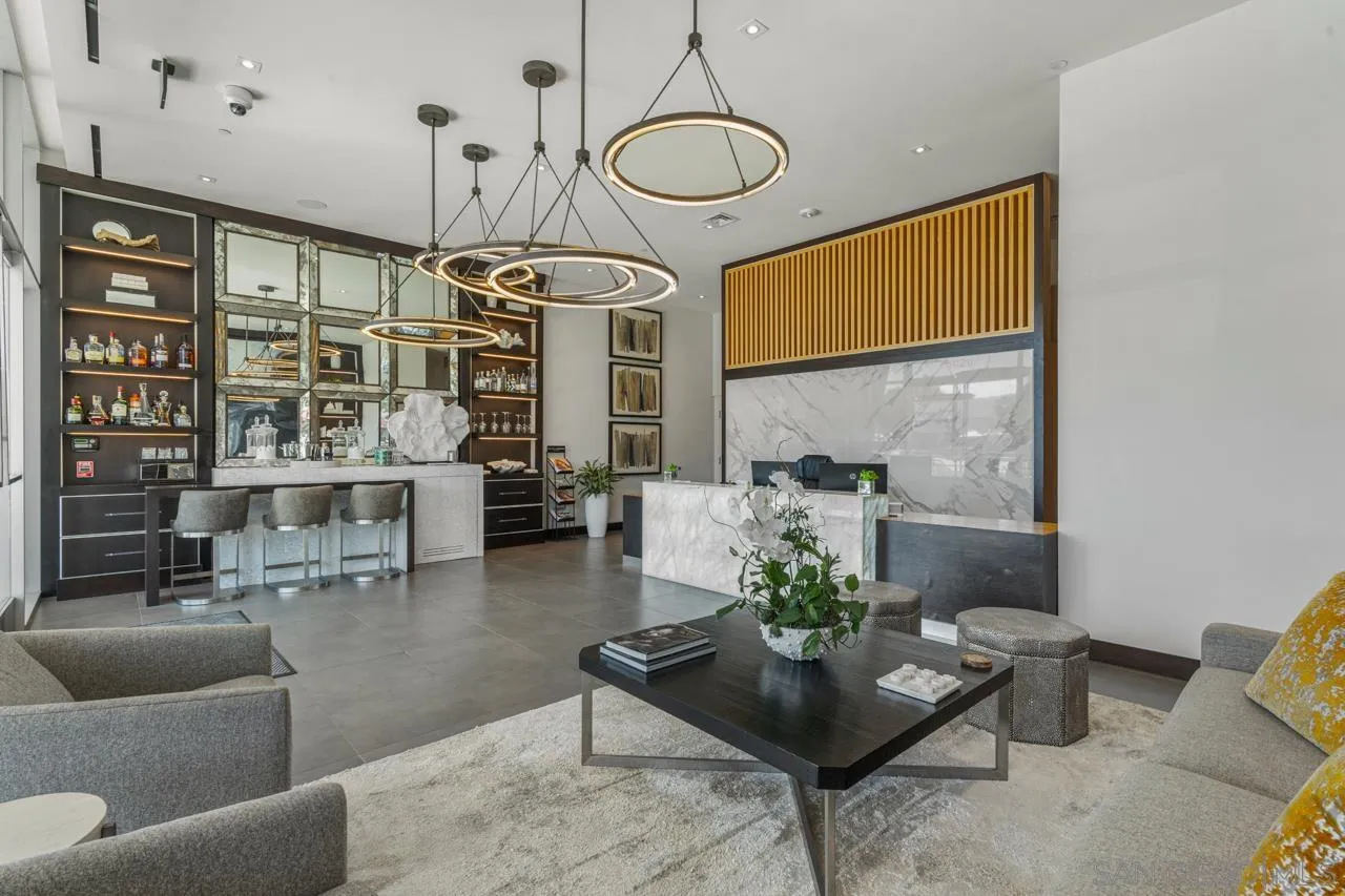 https://cdn.realtyfeed.com/cdn/127/250017454/7d848dd381411f789af9b9e204585087.webp