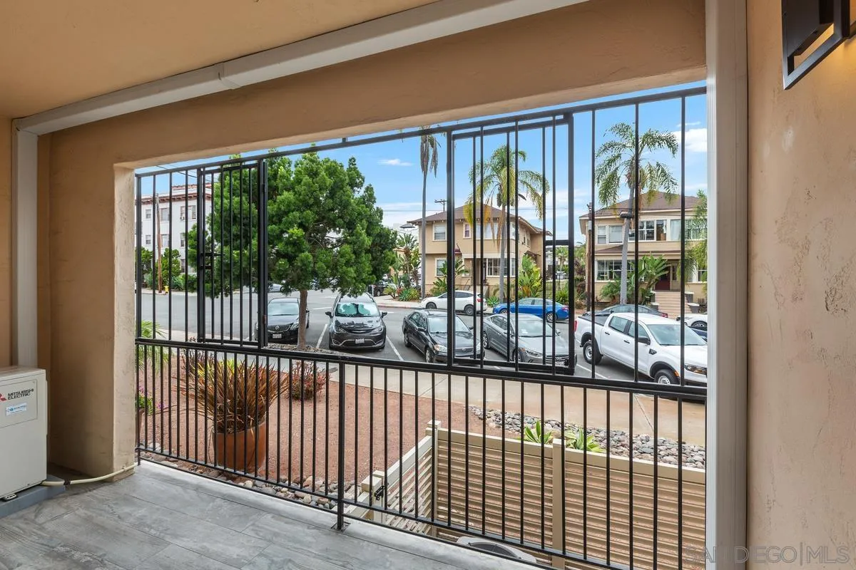 Photo #6: 250017486 Listing 