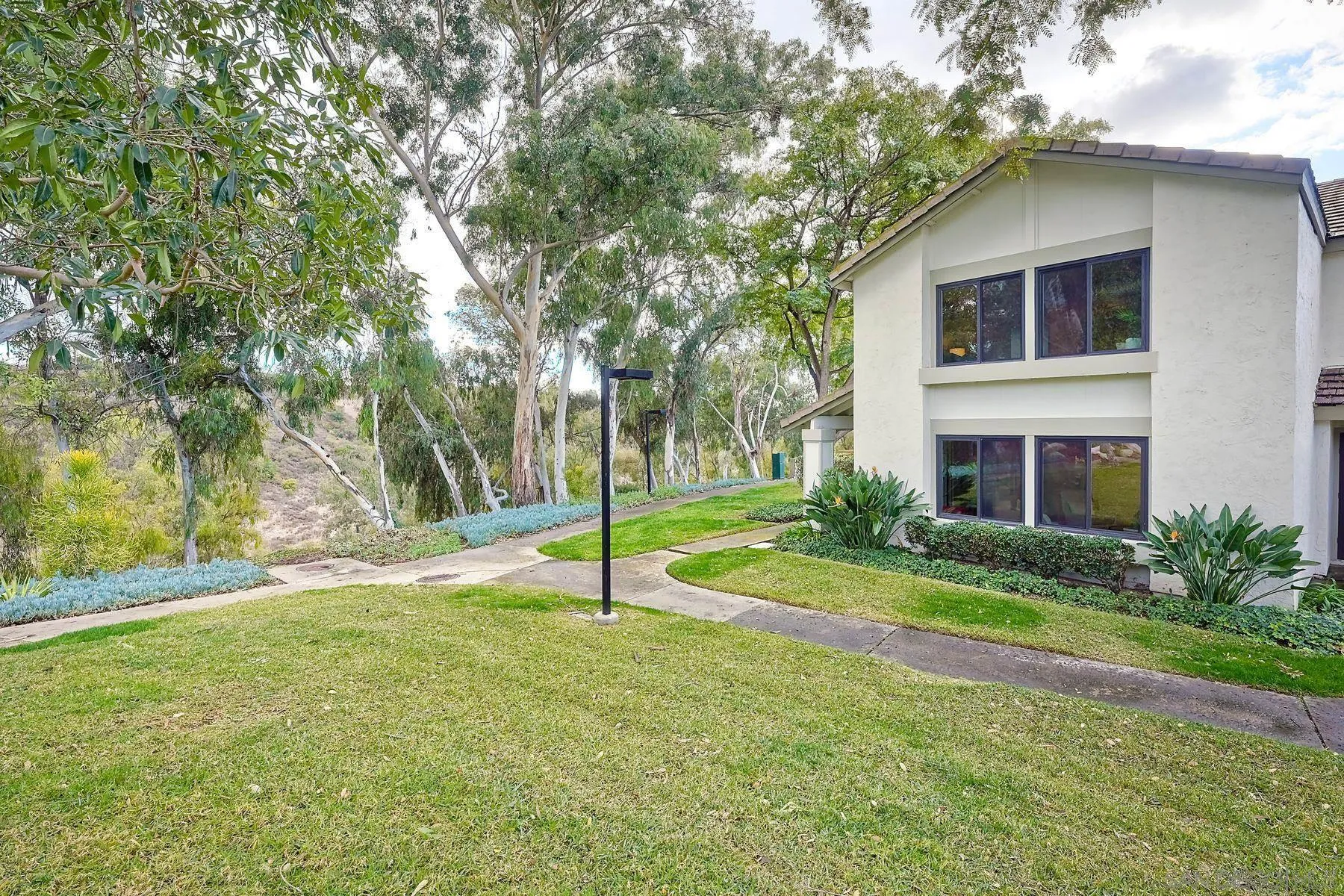 Photo #2: 250017570 Listing 
