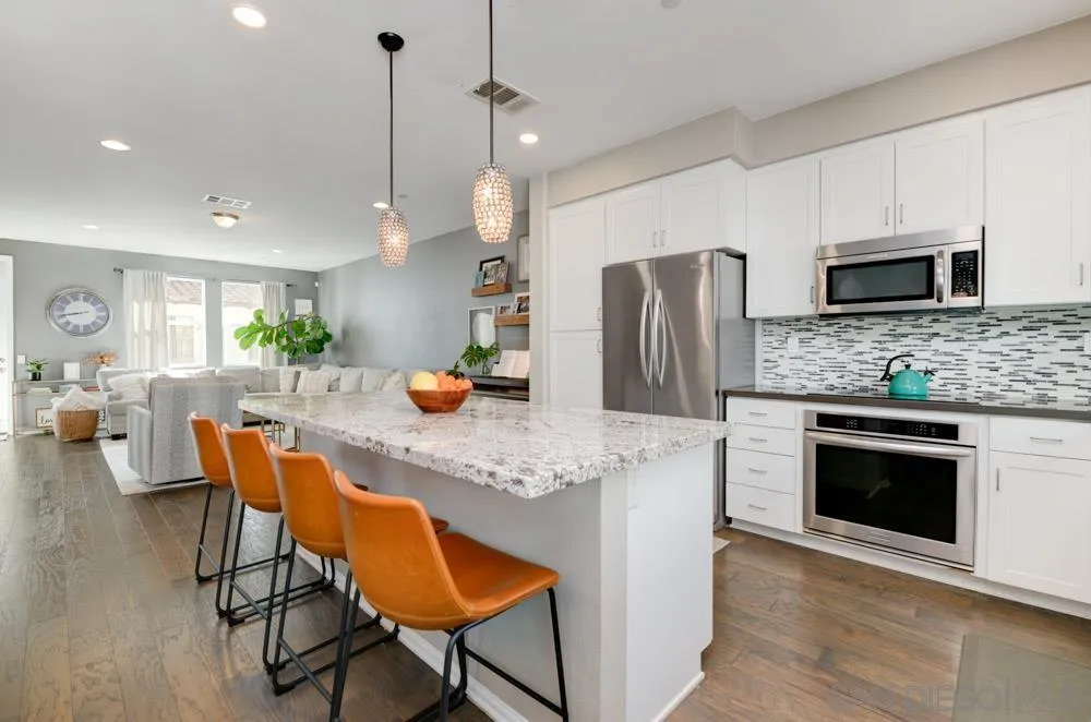 Photo #4: 250017618 Listing 