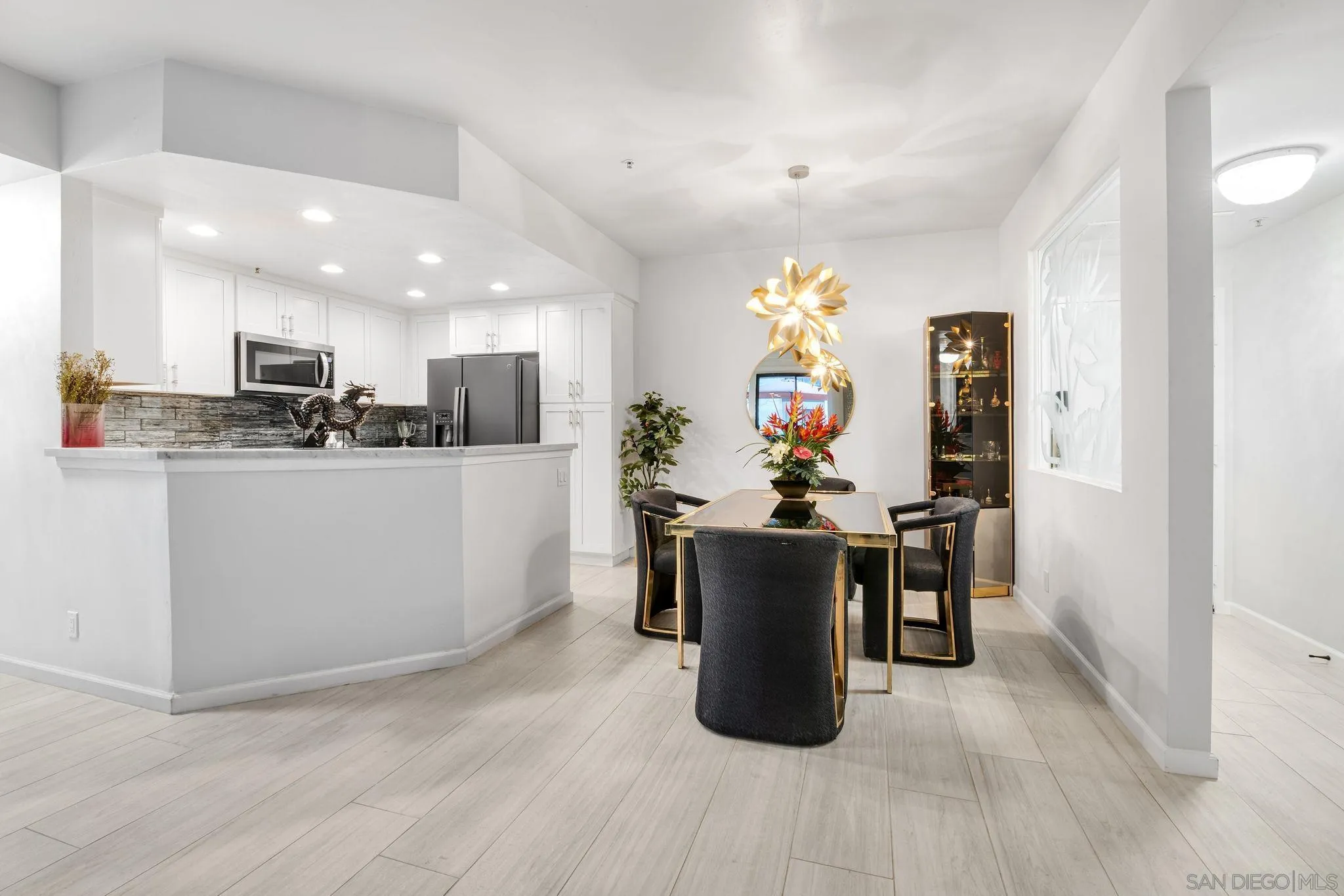 Photo #6: 250017644 Listing 