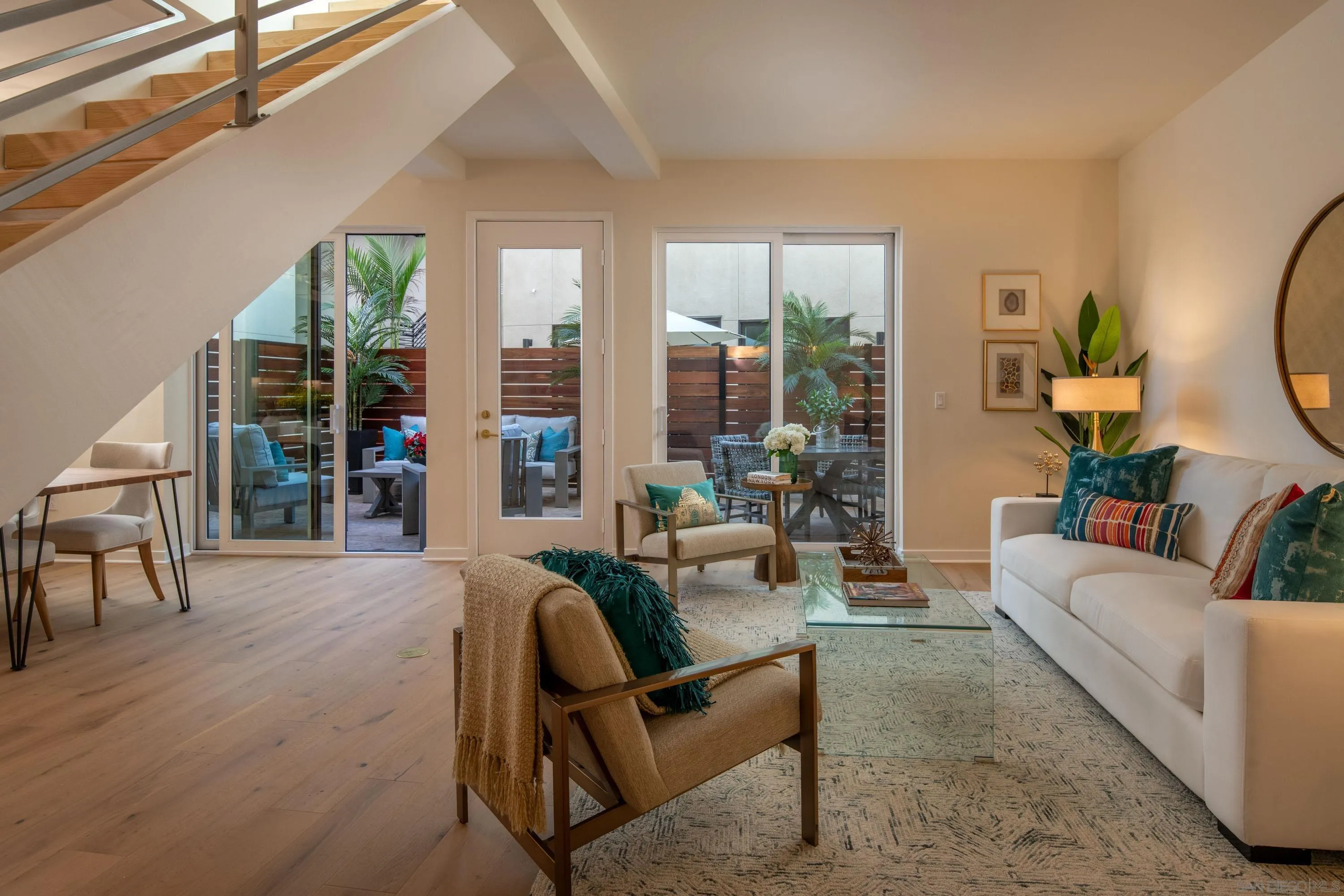 Photo #2: 250017740 Listing 