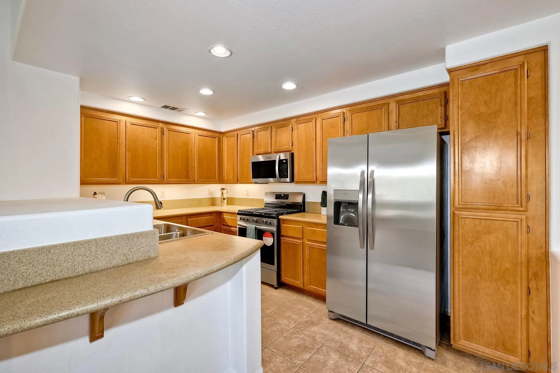 Photo #6: 250017745 Listing 