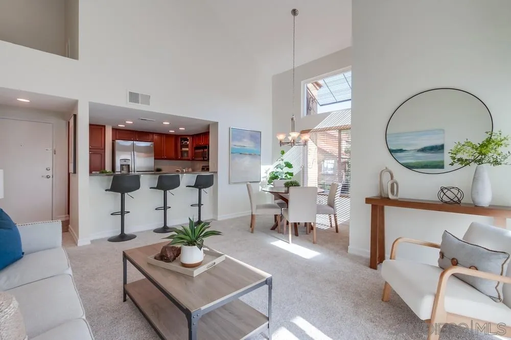 Photo #3: 250017746 Listing 