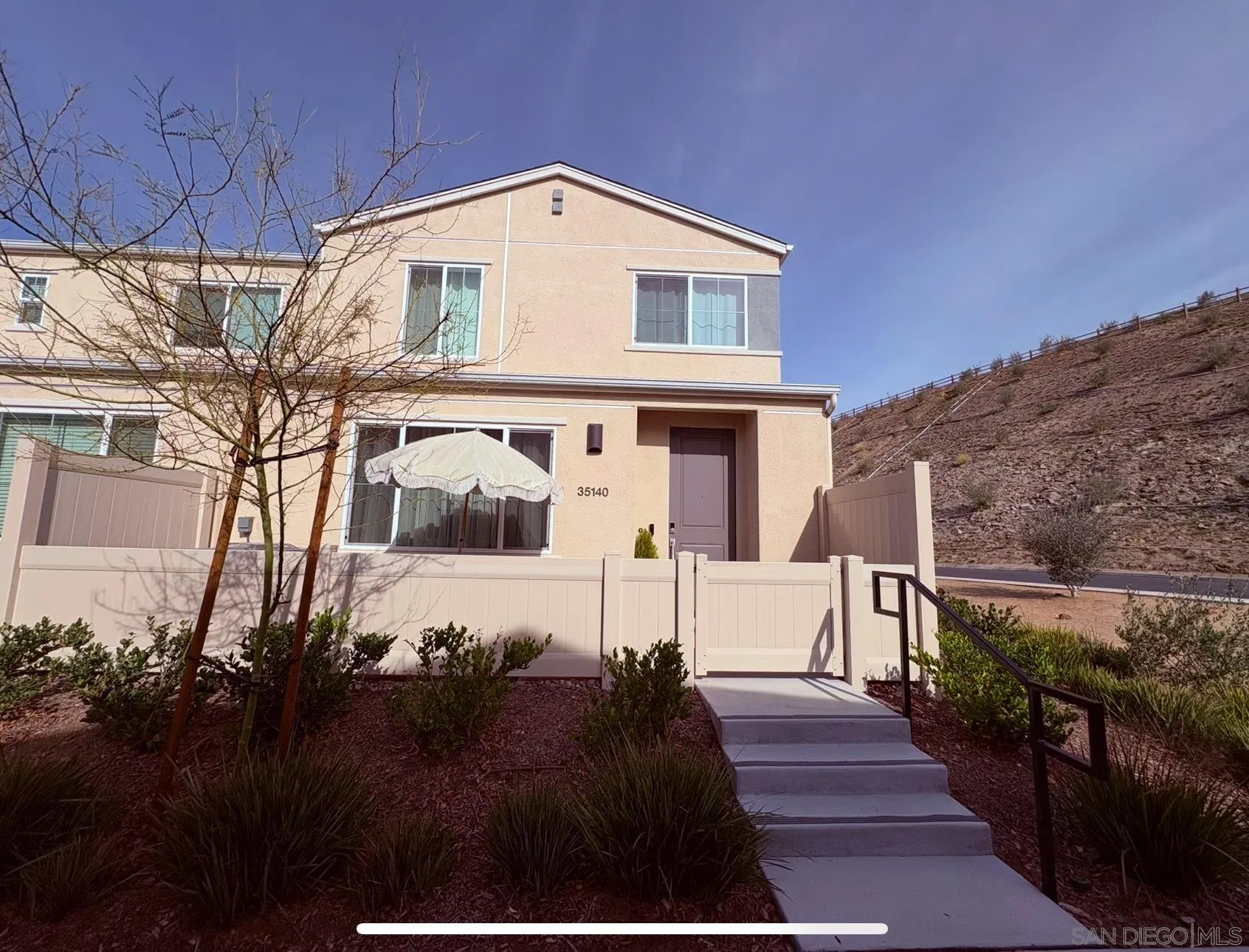 Photo #2: 250017786 Listing 