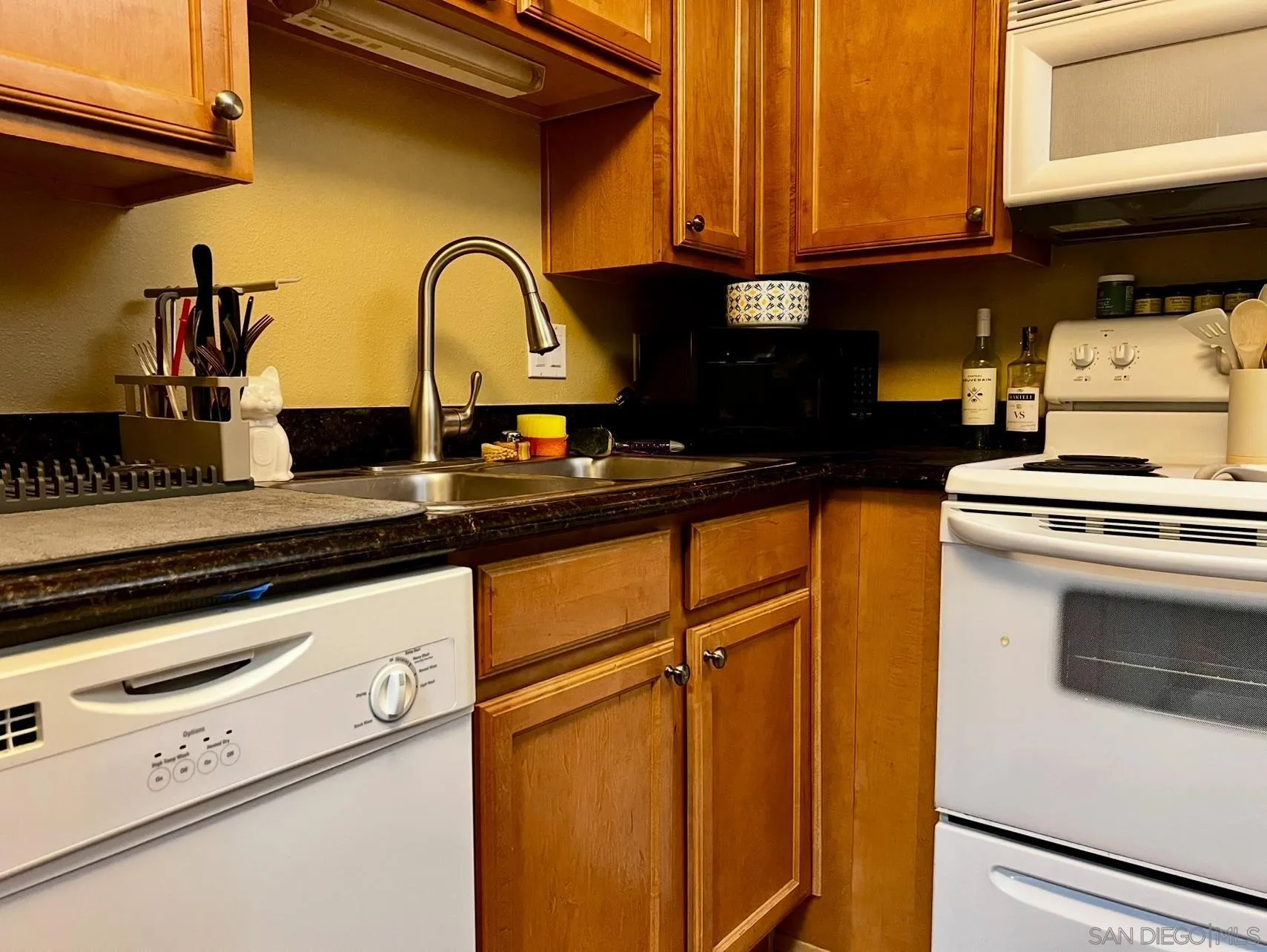 Photo #4: 250017819 Listing 