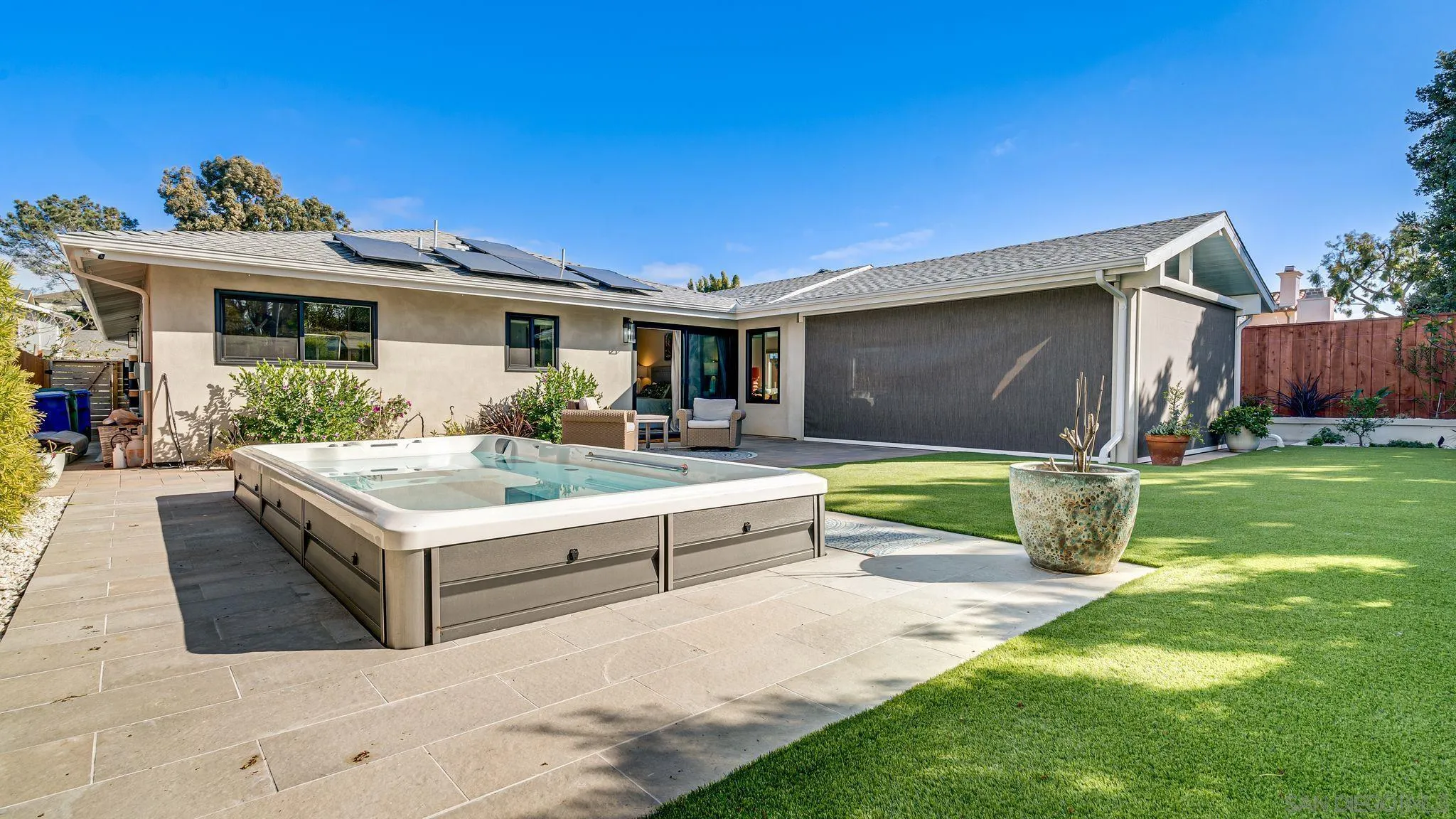 https://cdn.realtyfeed.com/cdn/127/250017844/30d56bf1a9f1051f2bdbec9d8a1db04b.webp