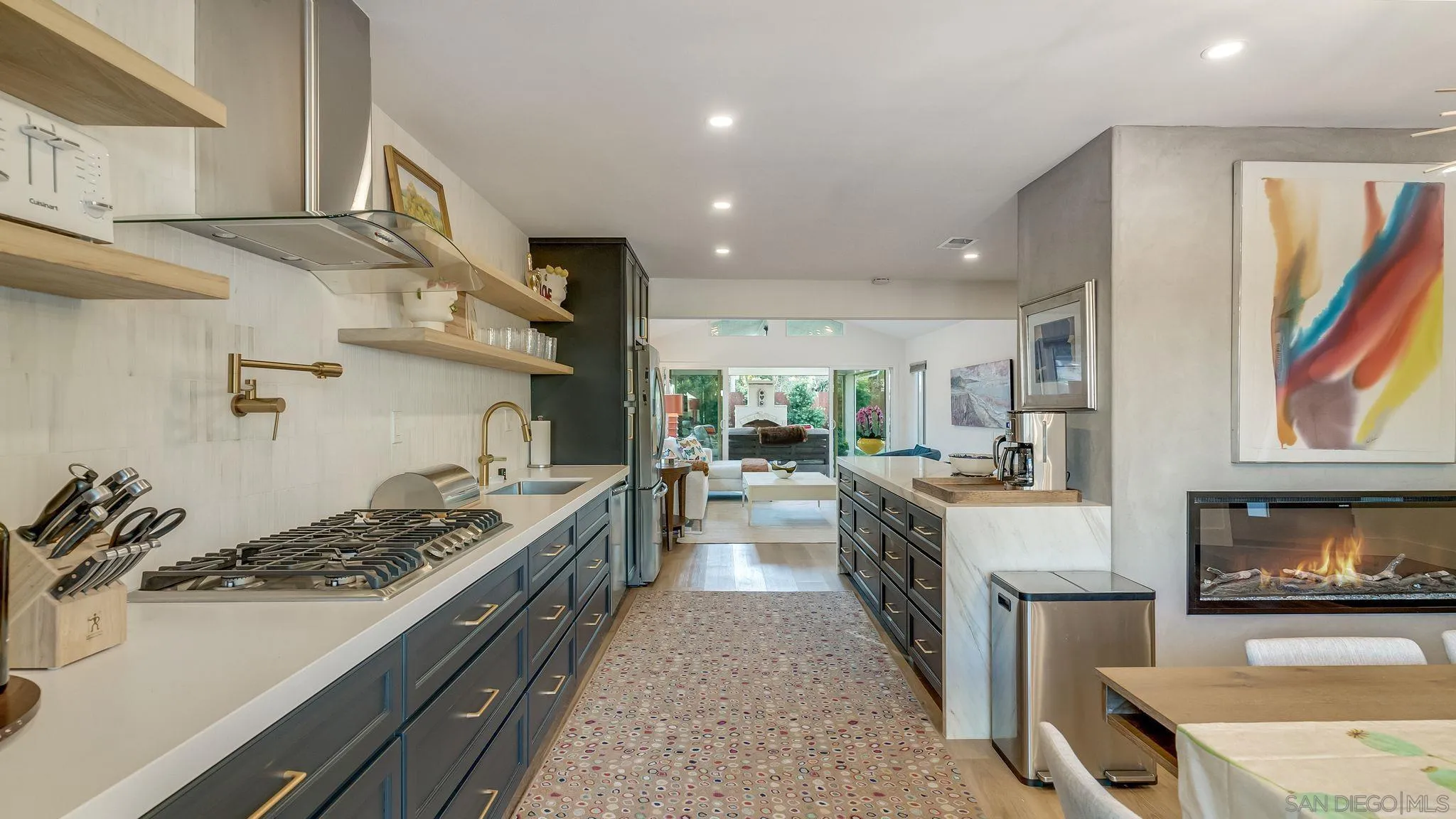https://cdn.realtyfeed.com/cdn/127/250017844/f4cfd012f0ec0ed16e94c99c6e370df0.webp