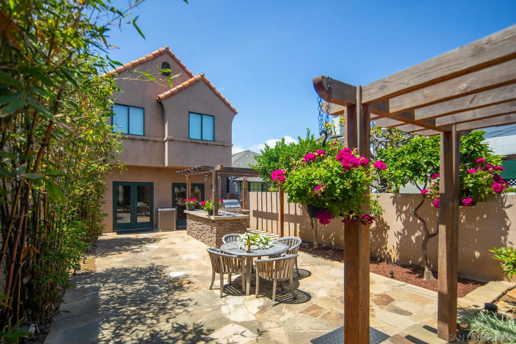 https://cdn.realtyfeed.com/cdn/127/250017905/3279e56bdab38934c09912efc7bf6093.webp