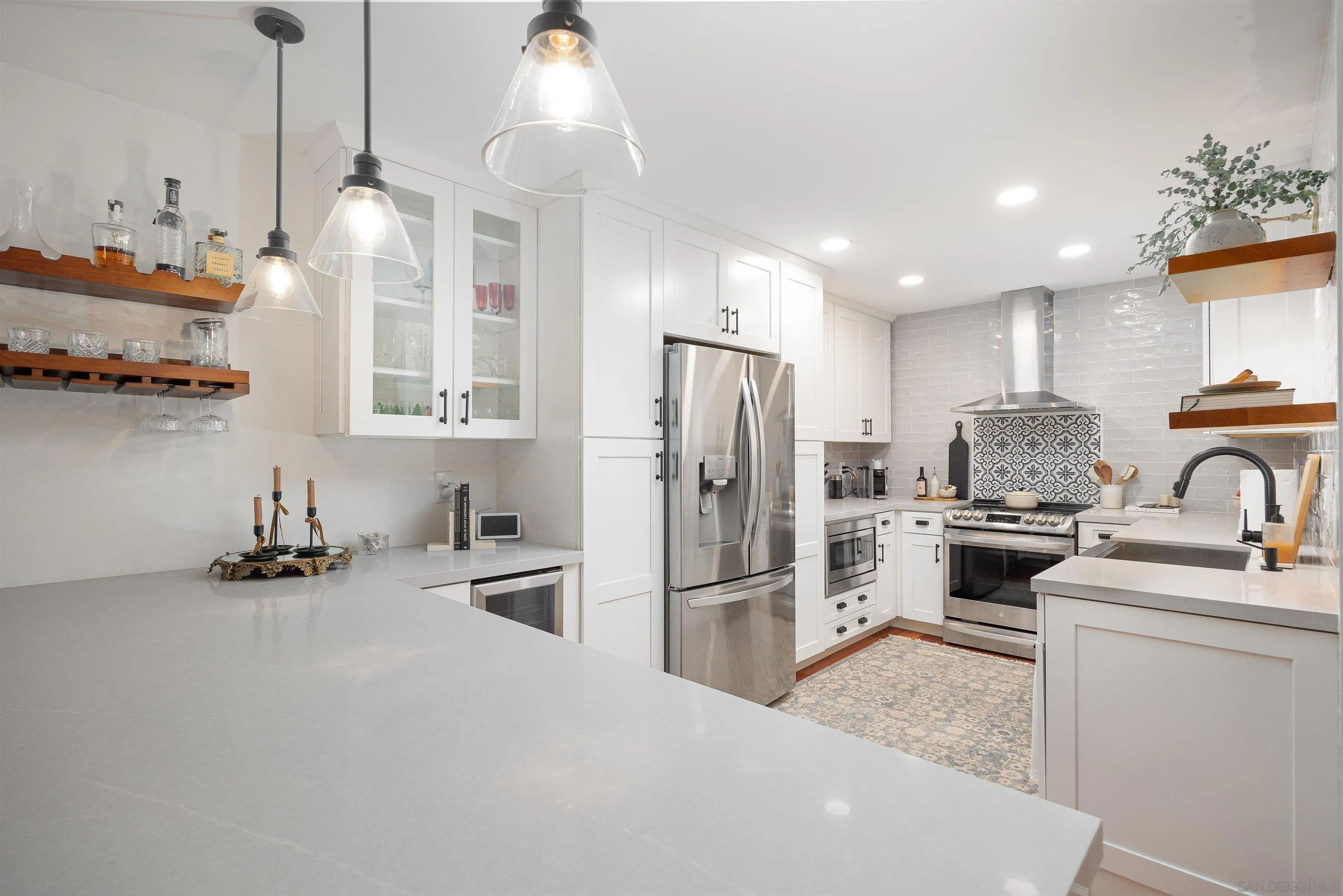 Photo #4: 250018029 Listing 