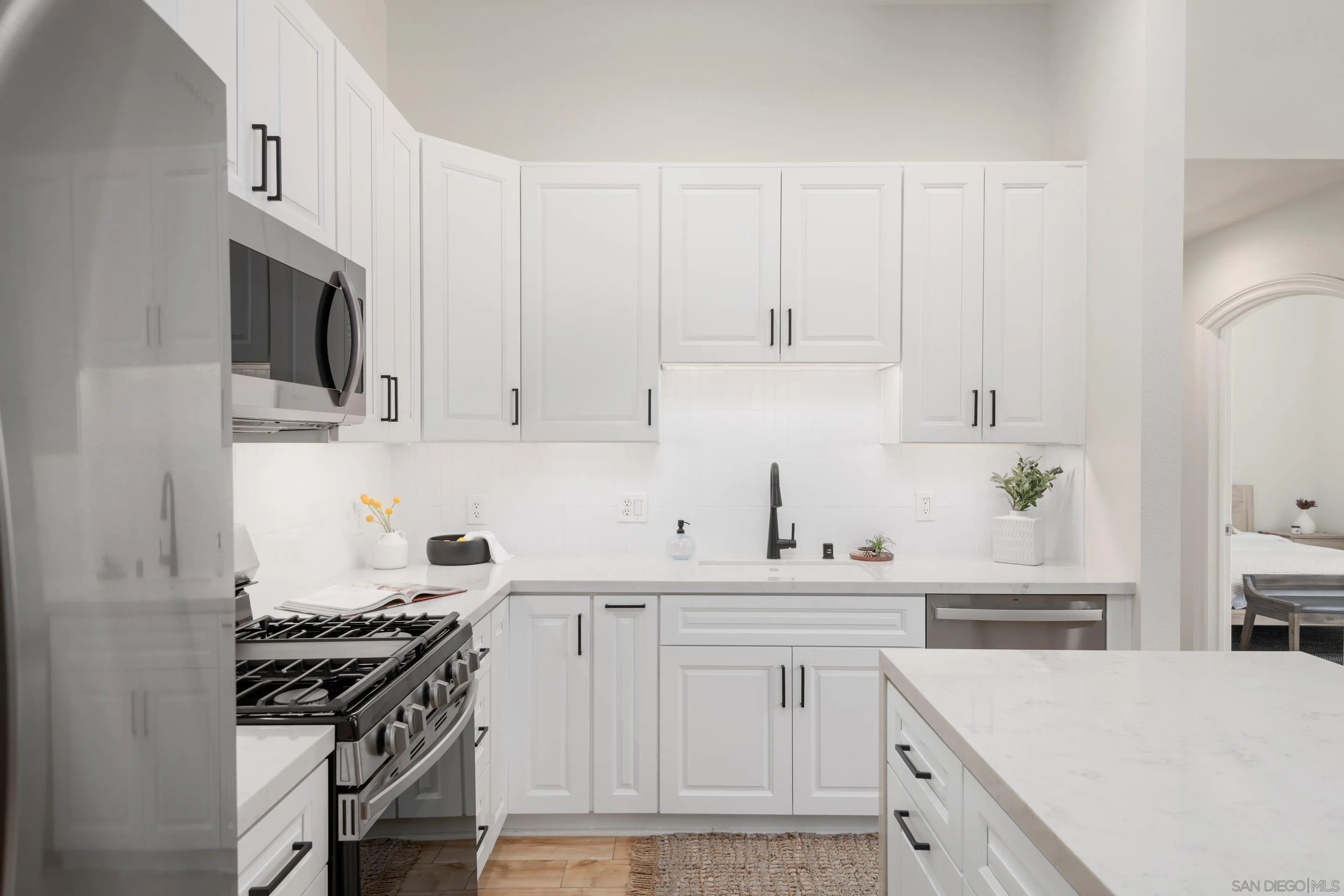 Photo #5: 250018142 Listing 