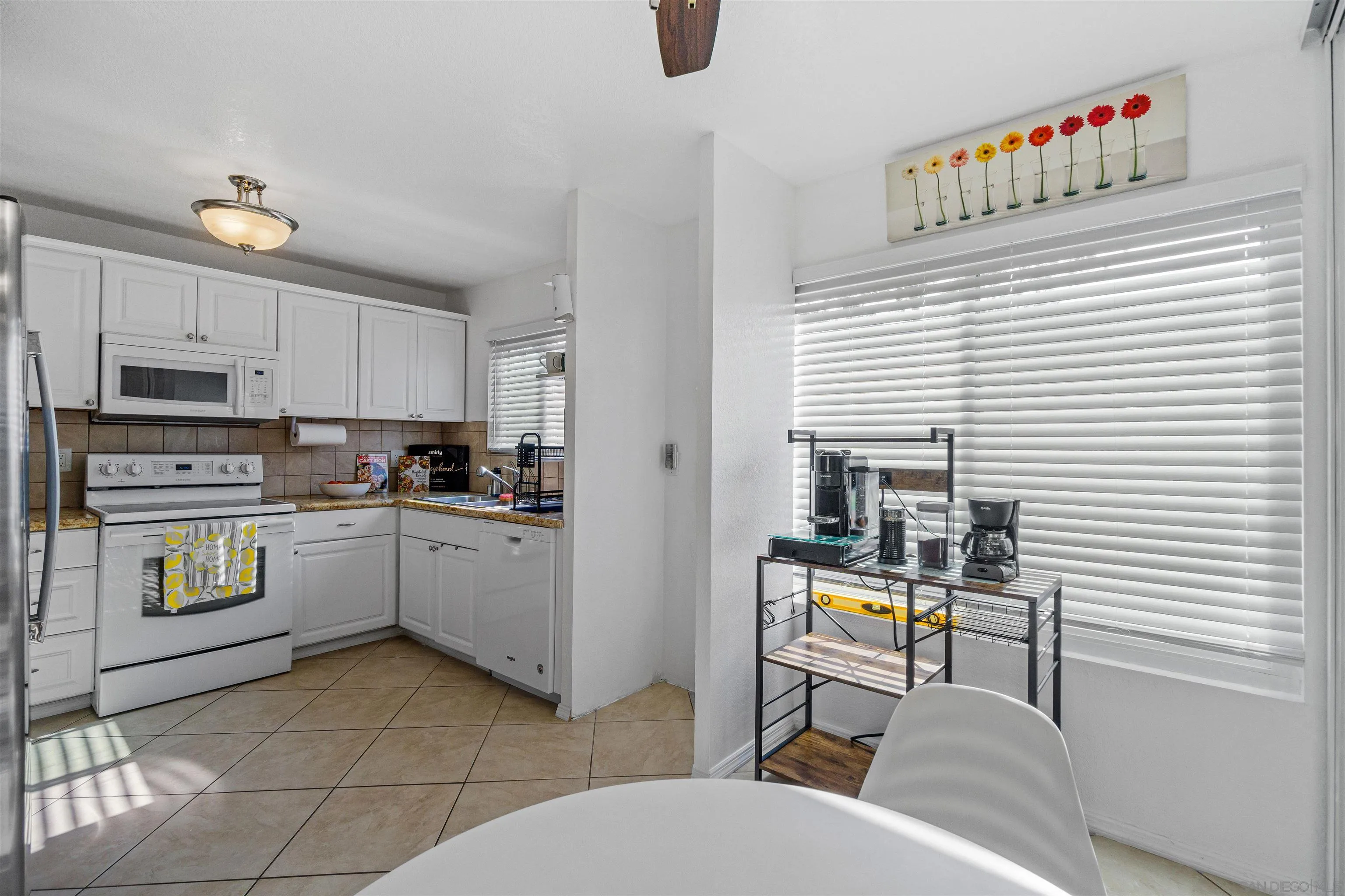 Photo #2: 250018238 Listing 