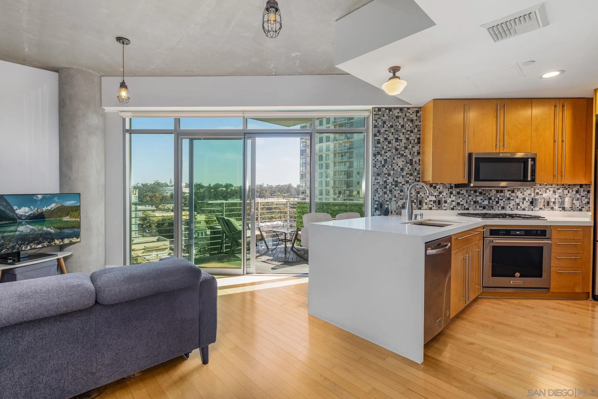 Photo #5: 250018298 Listing 