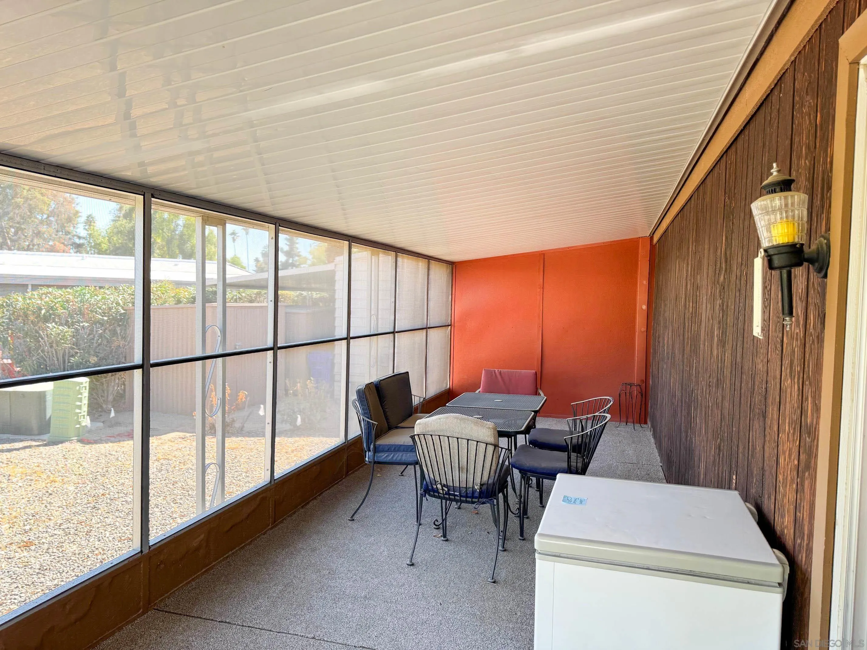 https://cdn.realtyfeed.com/cdn/127/250018304/75cb4b2f1a4349e9cf1b258015628366.webp
