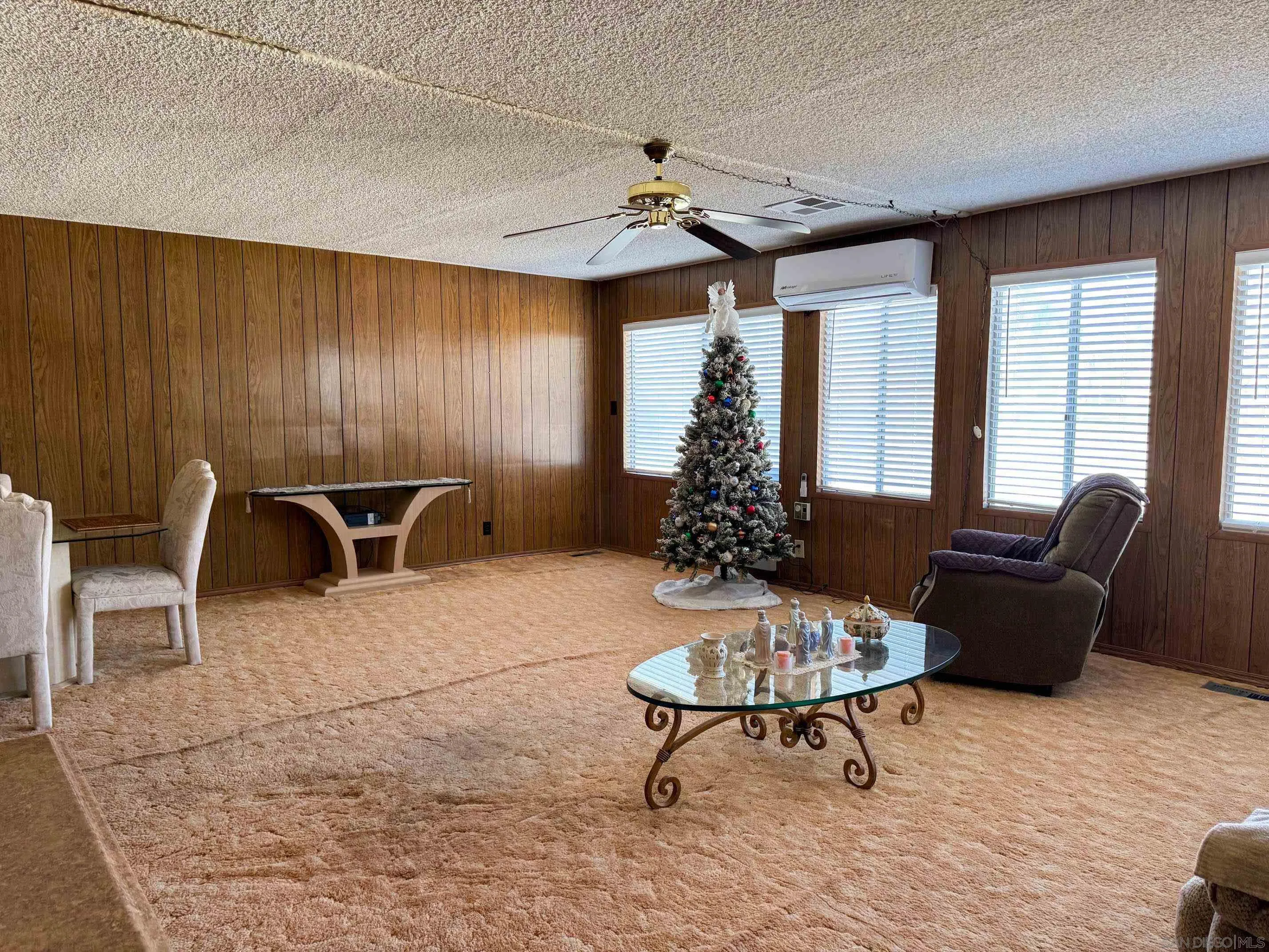 https://cdn.realtyfeed.com/cdn/127/250018304/ab241aa6e16612e189318d658a645a18.webp