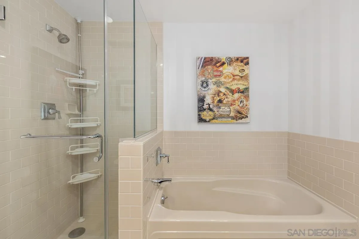 Photo #20: 250018505 Listing: Photo #20