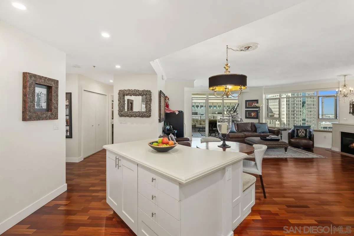 Photo #3: 250018505 Listing 