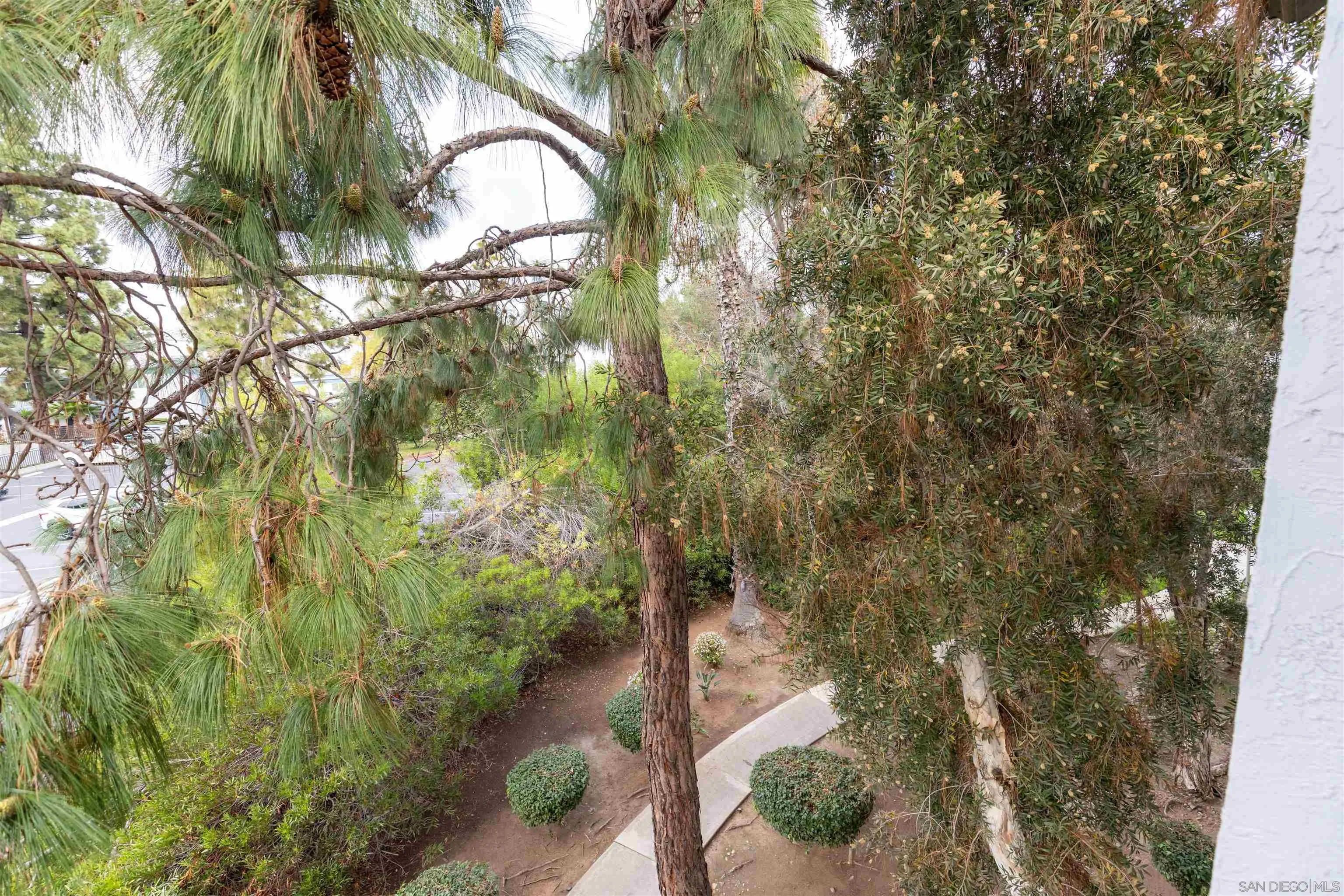 https://cdn.realtyfeed.com/cdn/127/250018614/7e29310e3ba63b45e51575b50d1b30c5.webp