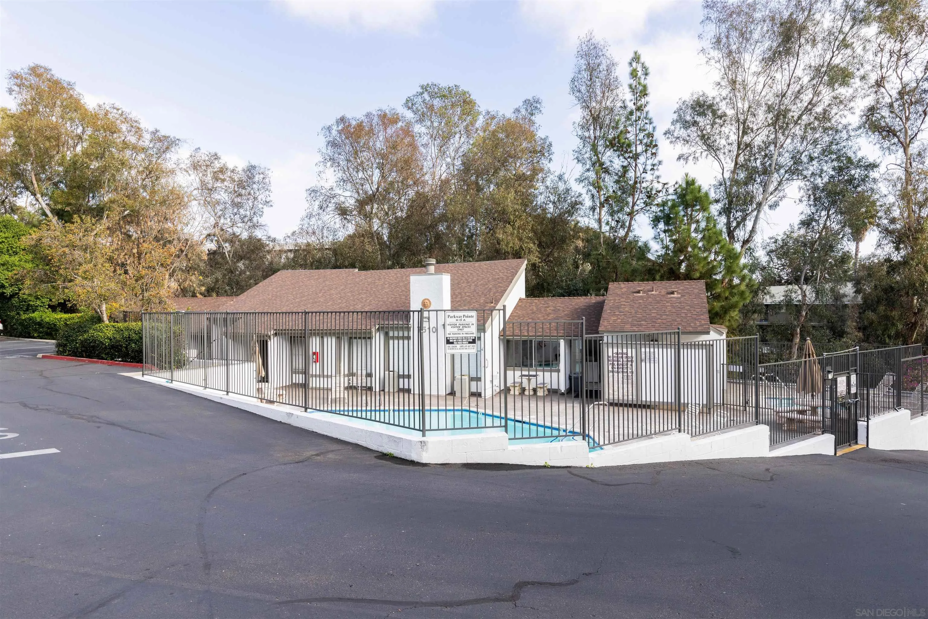 https://cdn.realtyfeed.com/cdn/127/250018614/c0613748682bec4f44a5ec60922619d5.webp