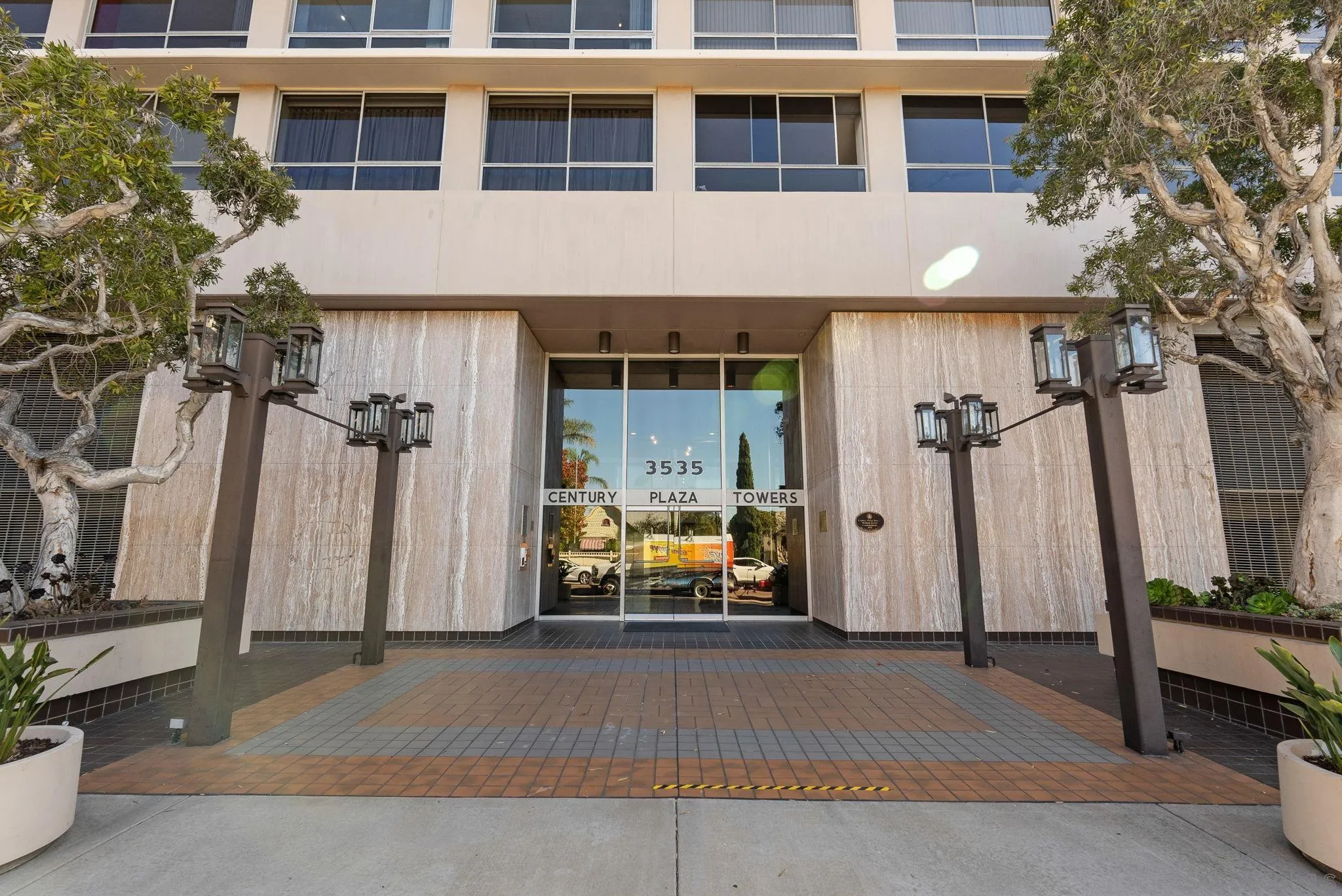 Photo #3: 250018702 Listing 