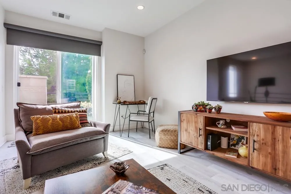 https://cdn.realtyfeed.com/cdn/127/250018742/e20a121da1a87a1fb4b3dc6c910d3fea.webp