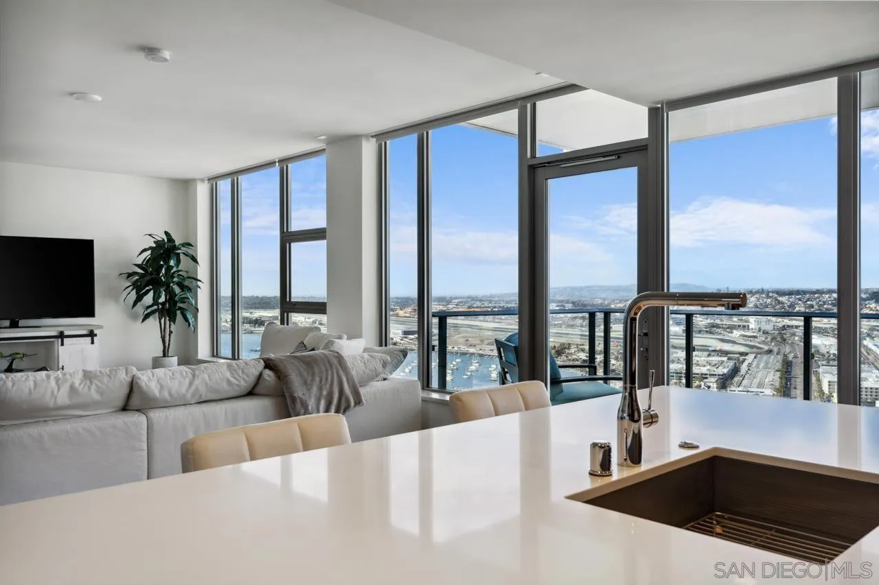 Photo #17: 250018754 Listing: Photo #17