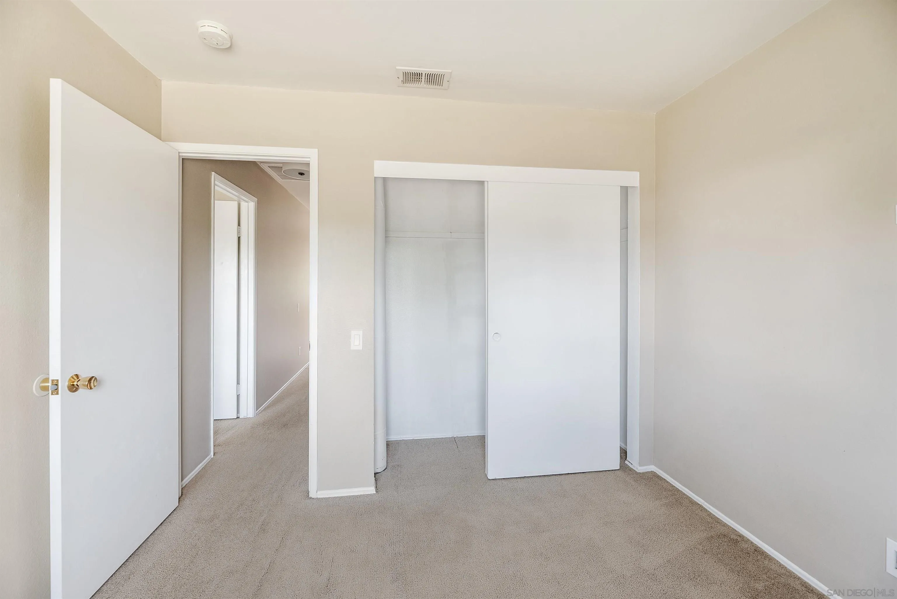 Photo #28: 250018940 Listing: Photo #28