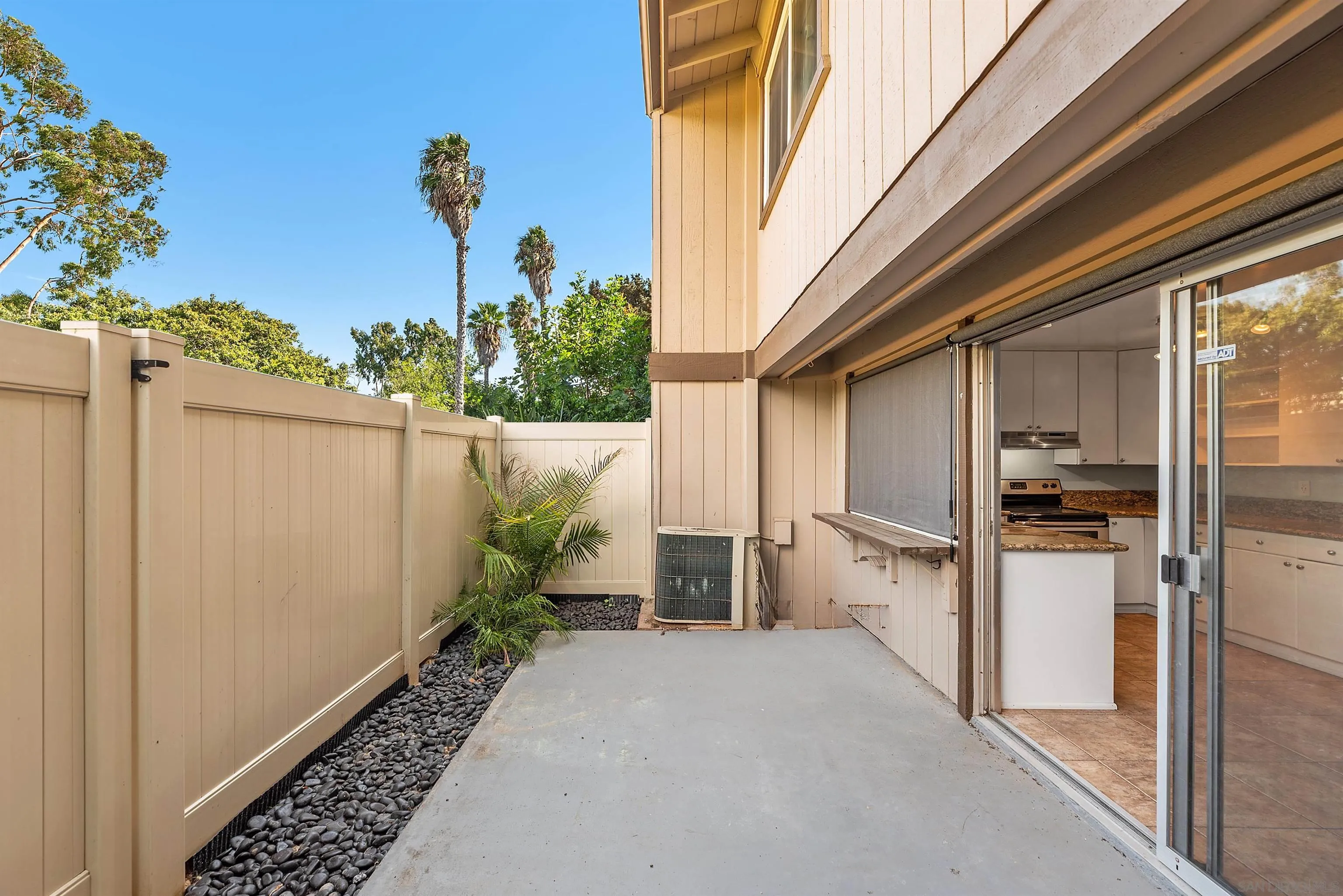 Photo #19: 250018940 Listing: Photo #19