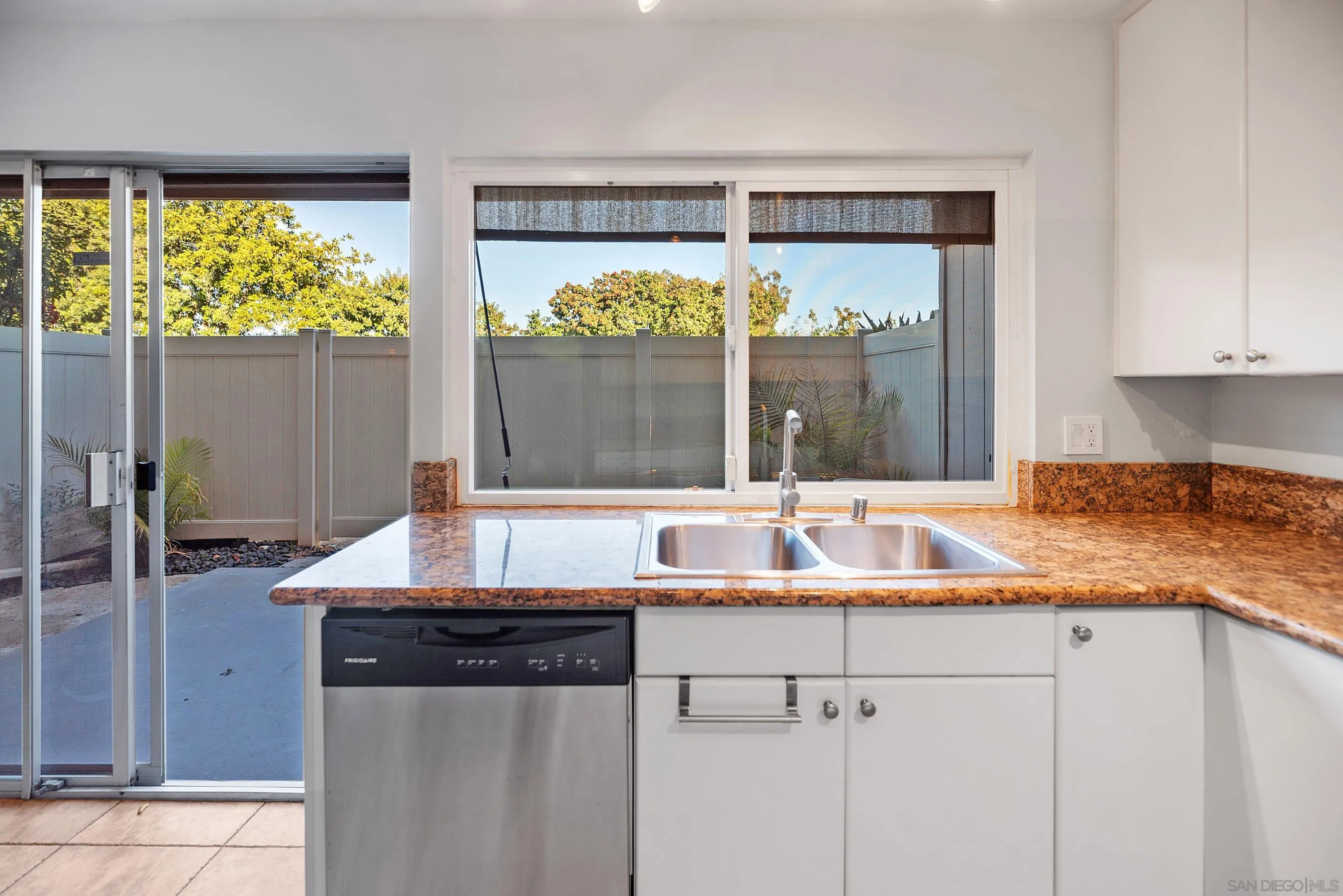 Photo #16: 250018940 Listing: Photo #16