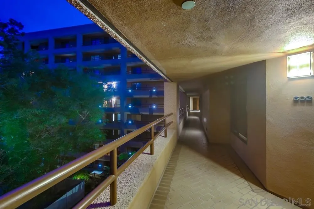 Photo #4: 250018992 Listing 
