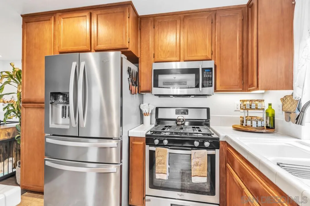 Photo #3: 250019014 Listing 