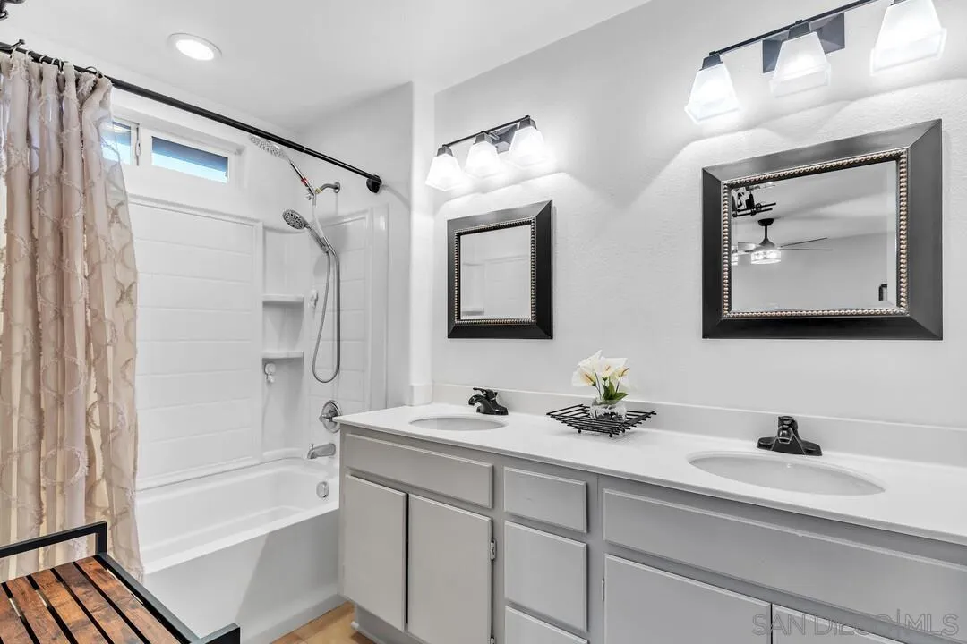 https://cdn.realtyfeed.com/cdn/127/250019014/89fe3d6cbb4167ed06b052dd6c265a8c.webp