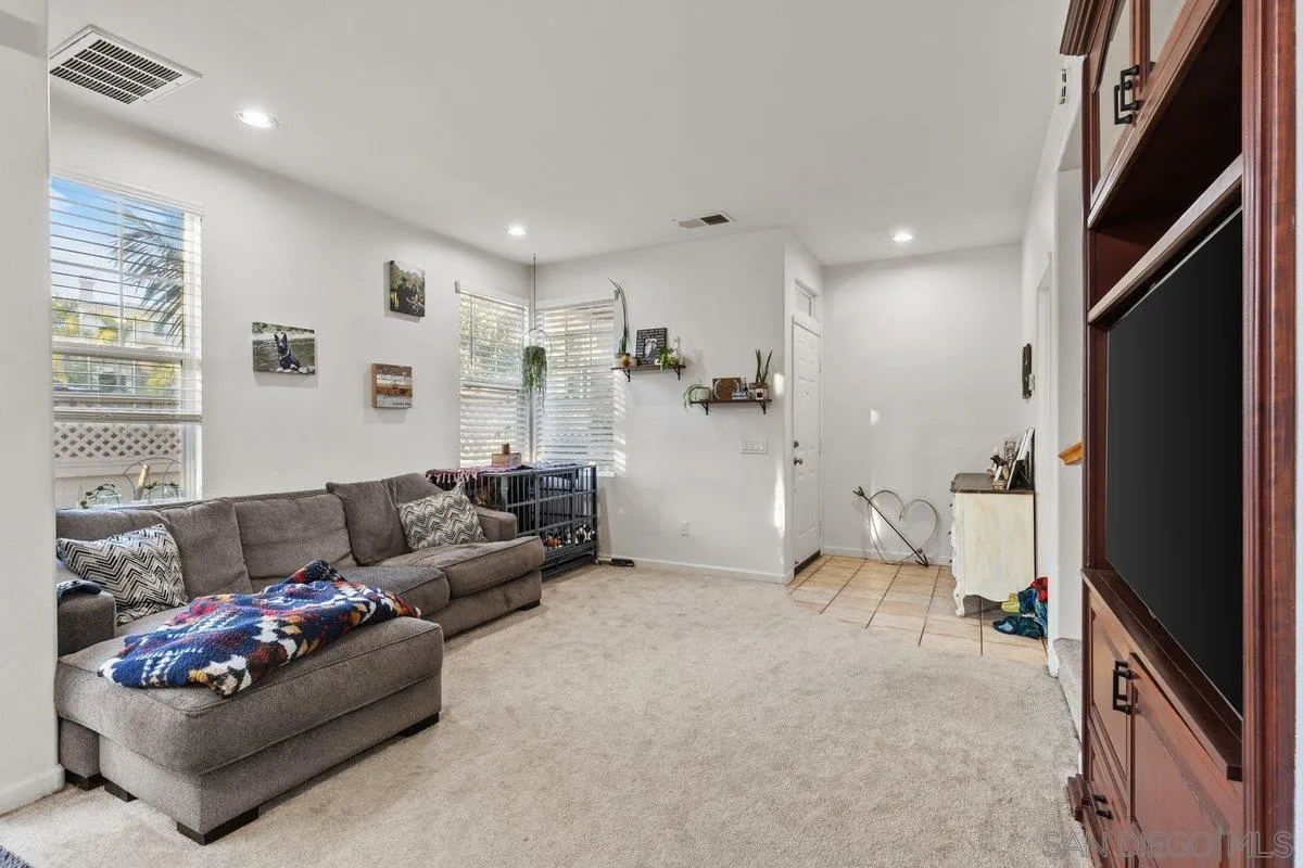 Photo #11: 250019032 Listing: Photo #11
