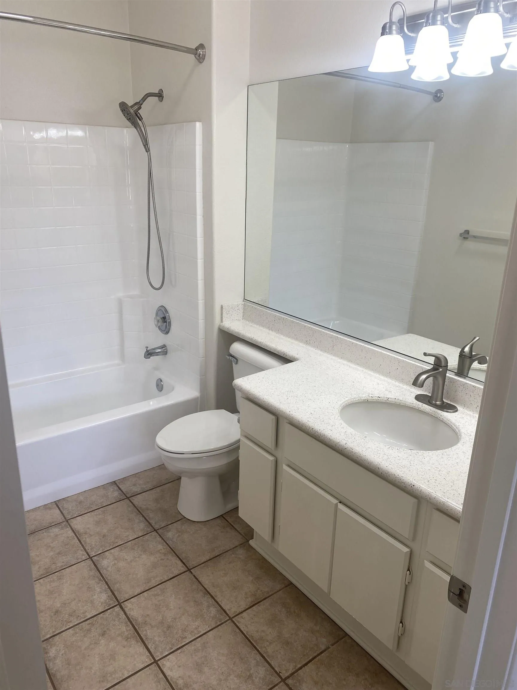 Photo #38: 250019032 Listing: Photo #38