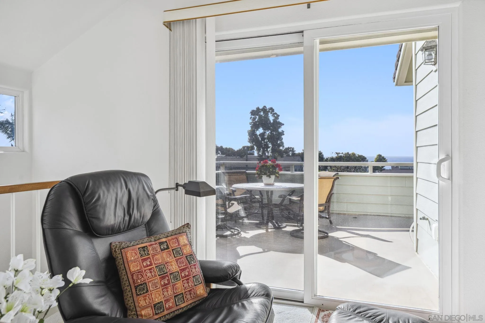 Photo #6: 250019044 Listing 