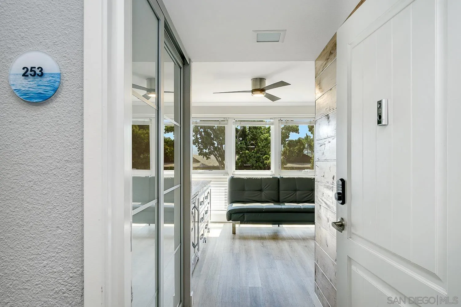 Photo #4: 250019090 Listing 