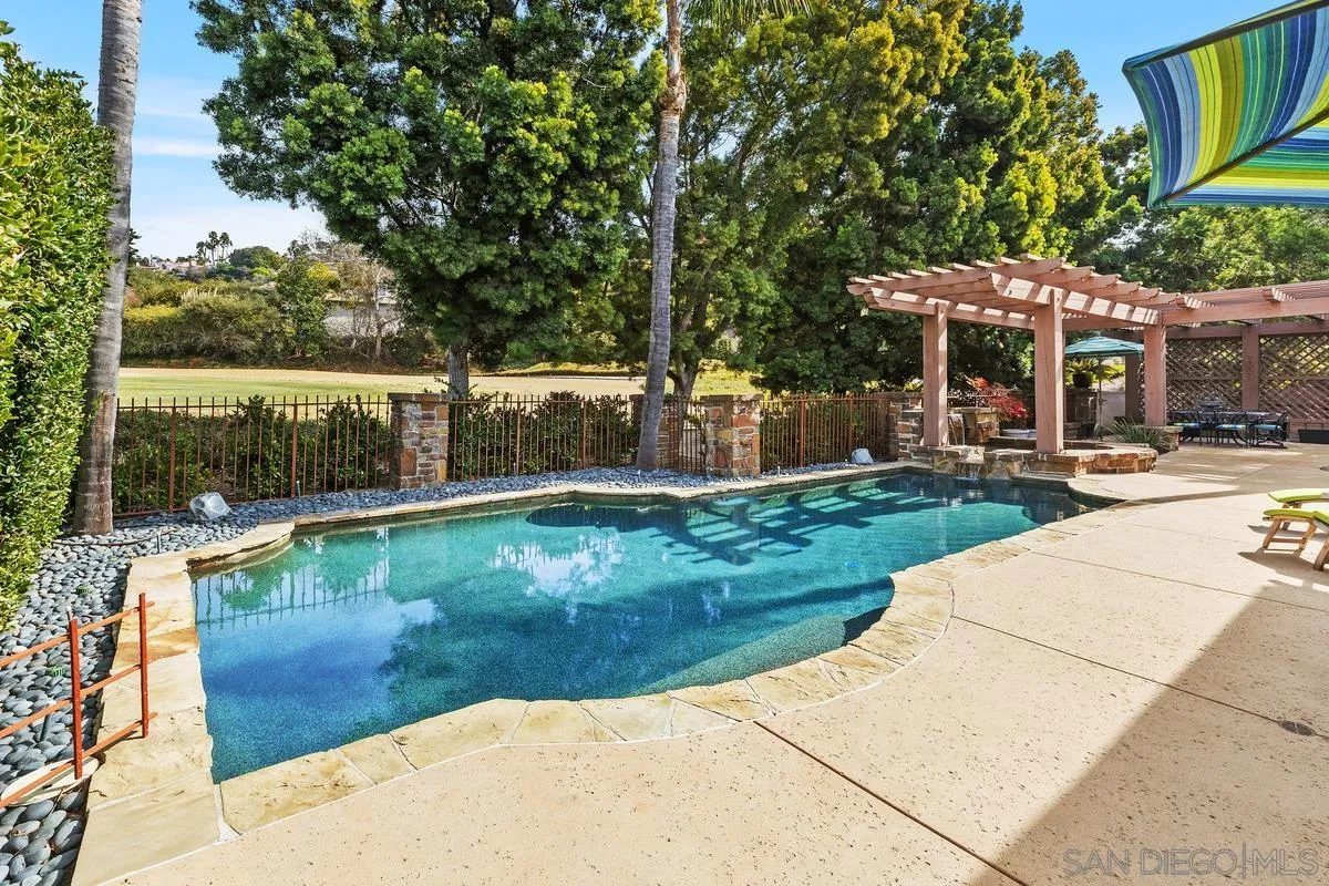 https://cdn.realtyfeed.com/cdn/127/250019108/81af4a155029ed46547864da473d3b3e.webp
