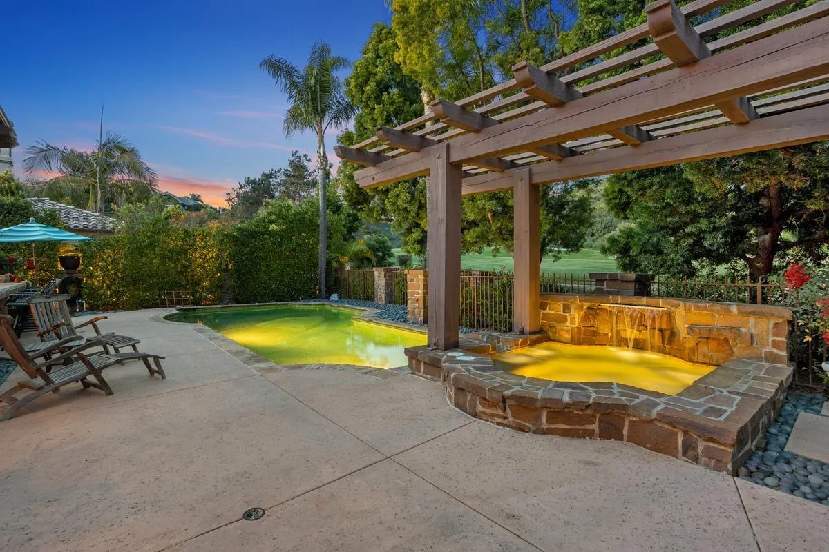 https://cdn.realtyfeed.com/cdn/127/250019108/82cb878344d816f0ea8844676cbdc05b.webp