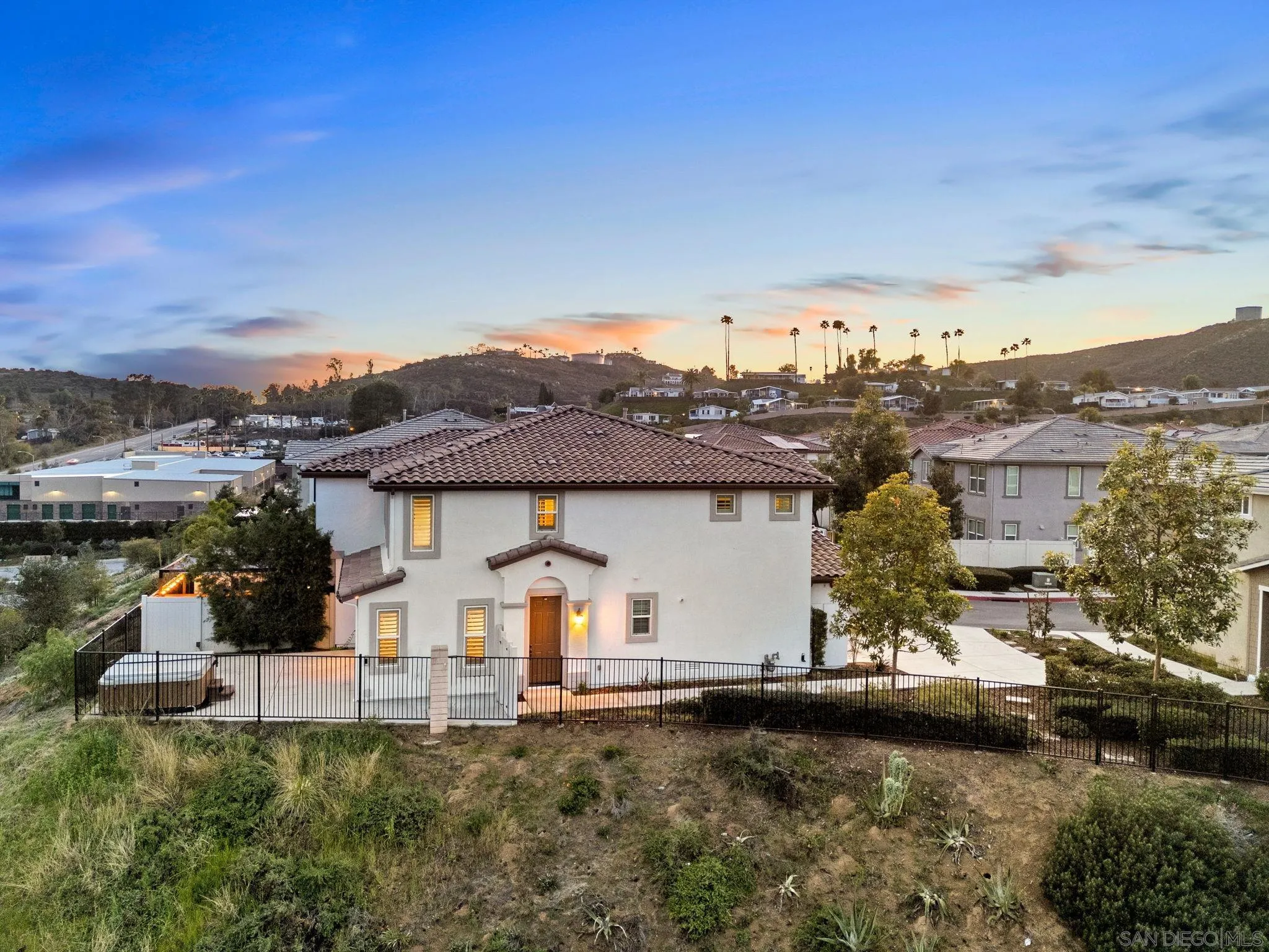 Photo #3: 250019132 Listing 